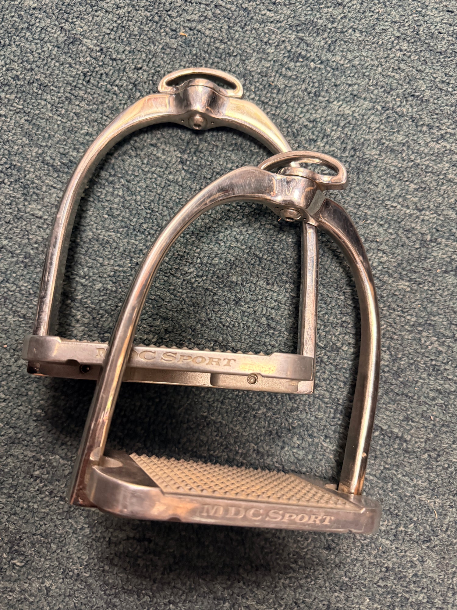 5" MDC Sport Classic Aluminum Tread Stirrup Irons