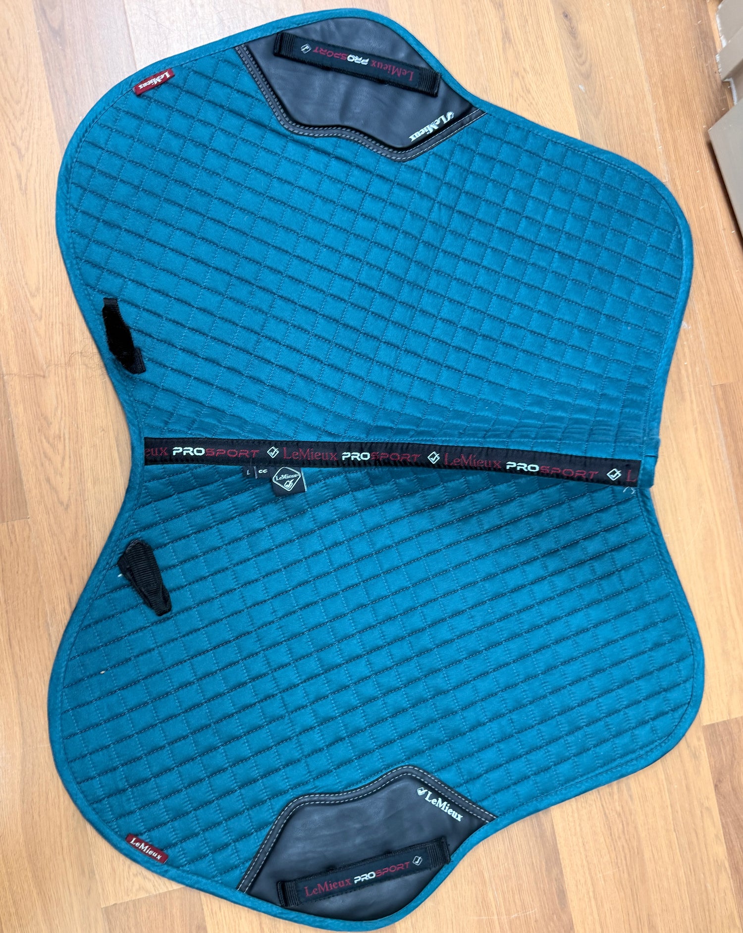 Large Close Contact LeMieux Pro Sport Emerald green saddle pad