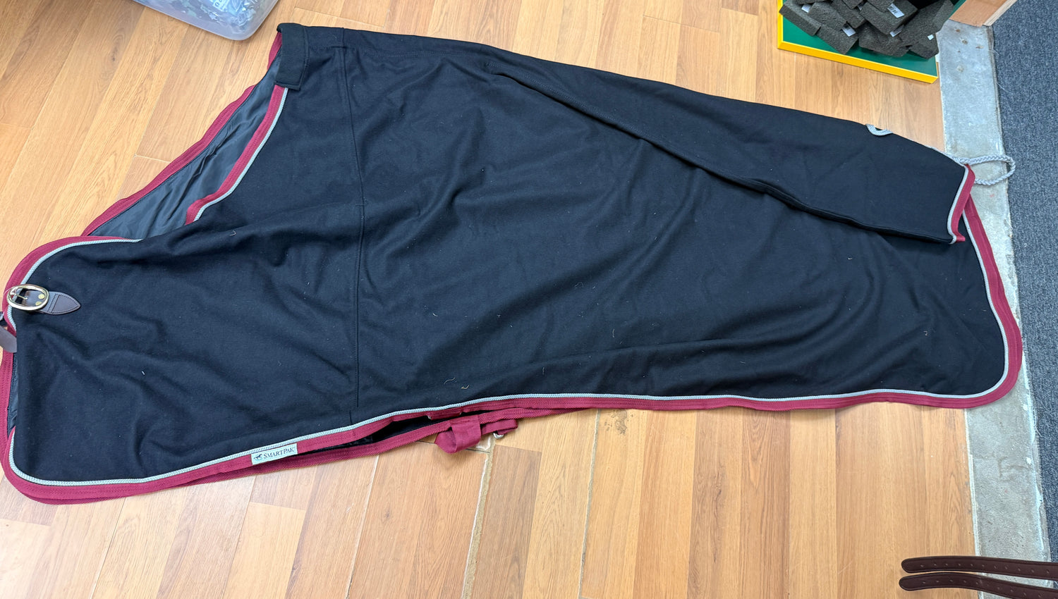 L Horse Smartpak Wool Dress Cooler for show