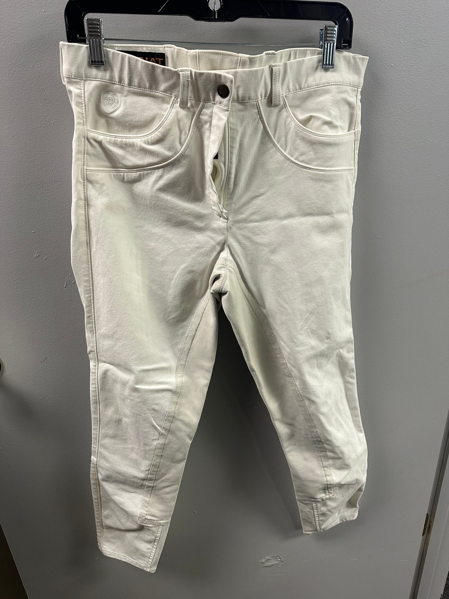 34R Women's Ariat White Full Seat Breech