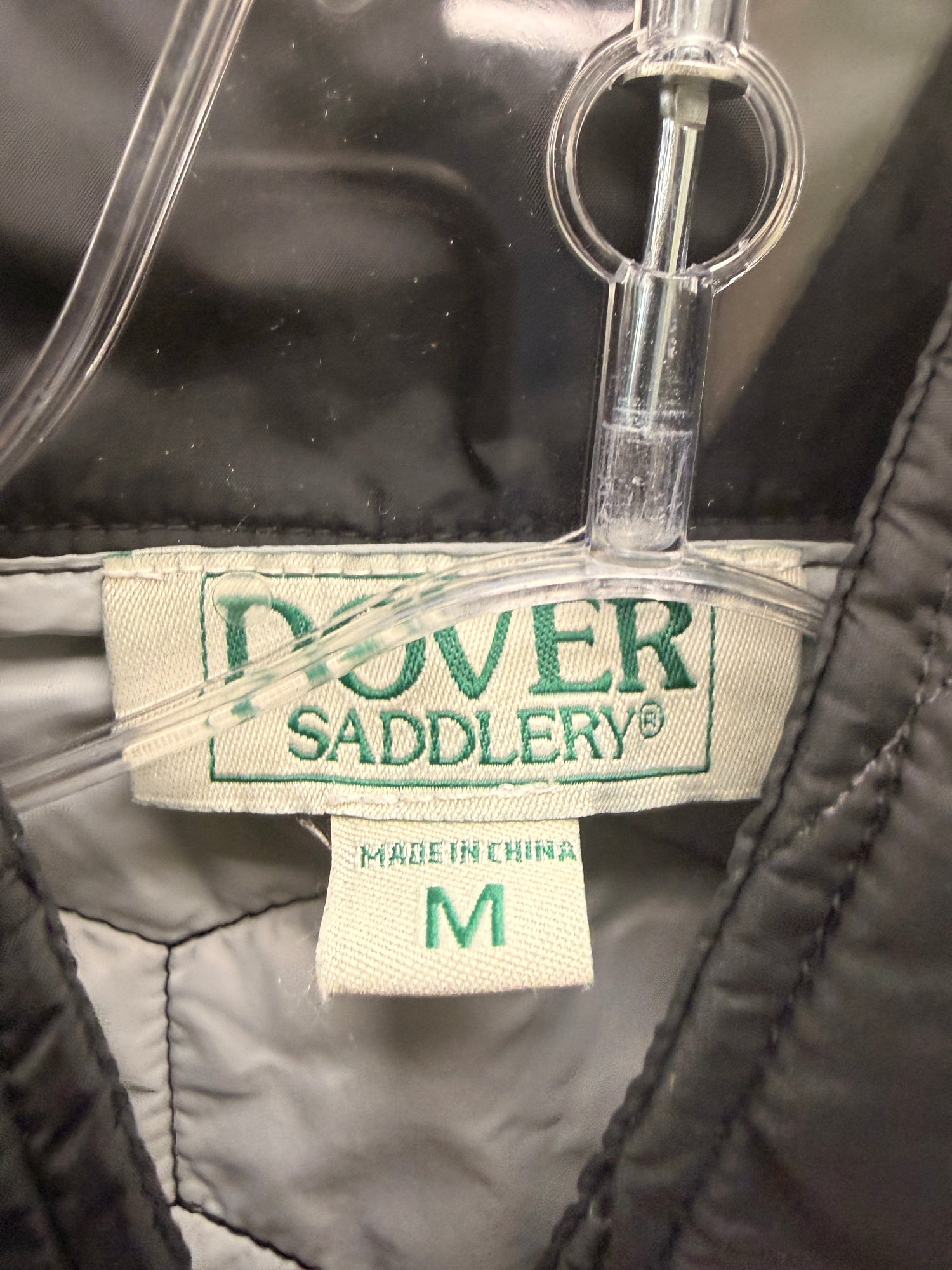 Med Women's Dover Saddlery Thin Quilted 2 button Vest
