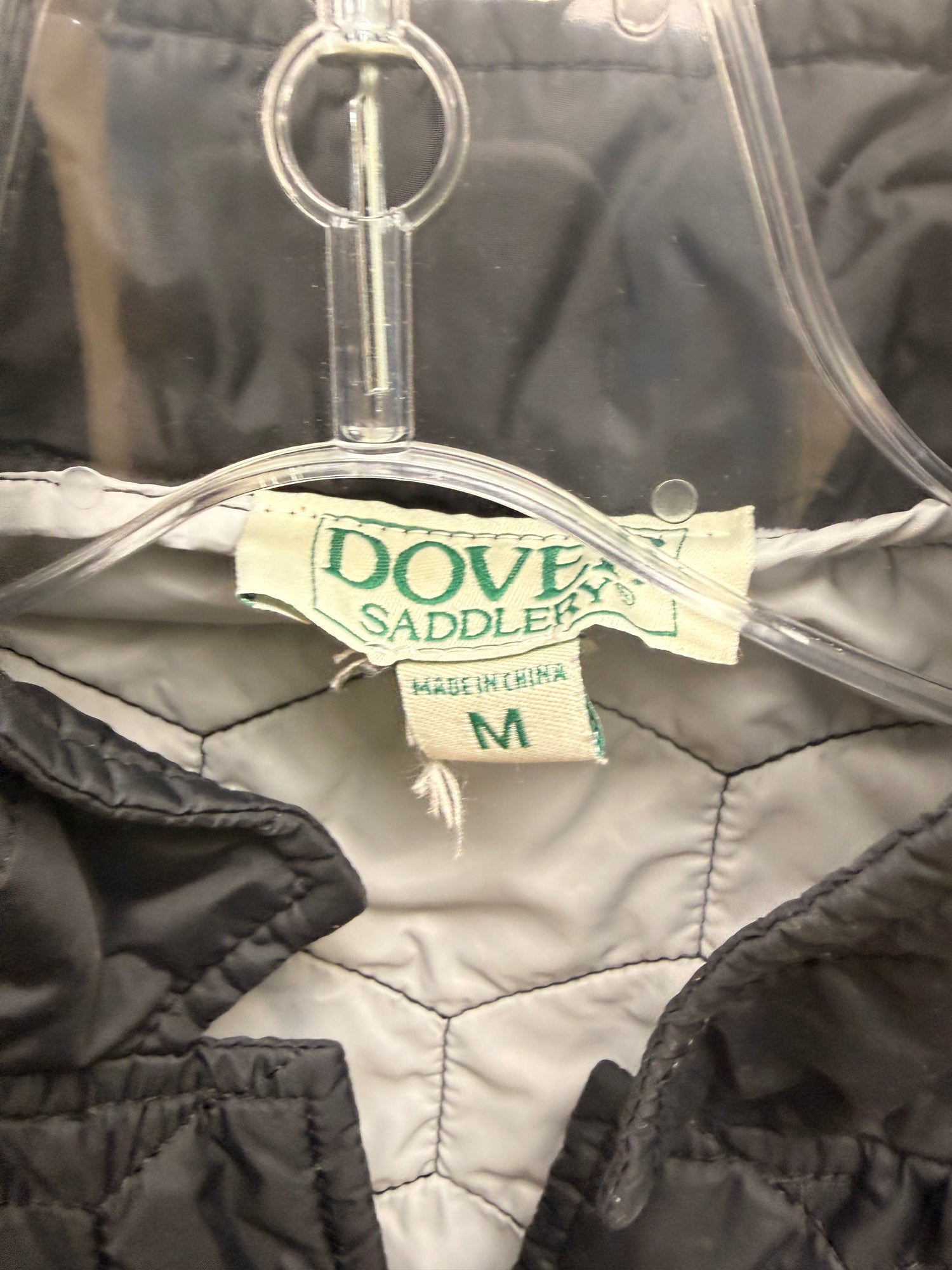 Med Women's Dover Saddlery Thin Quilted 2 button jacket