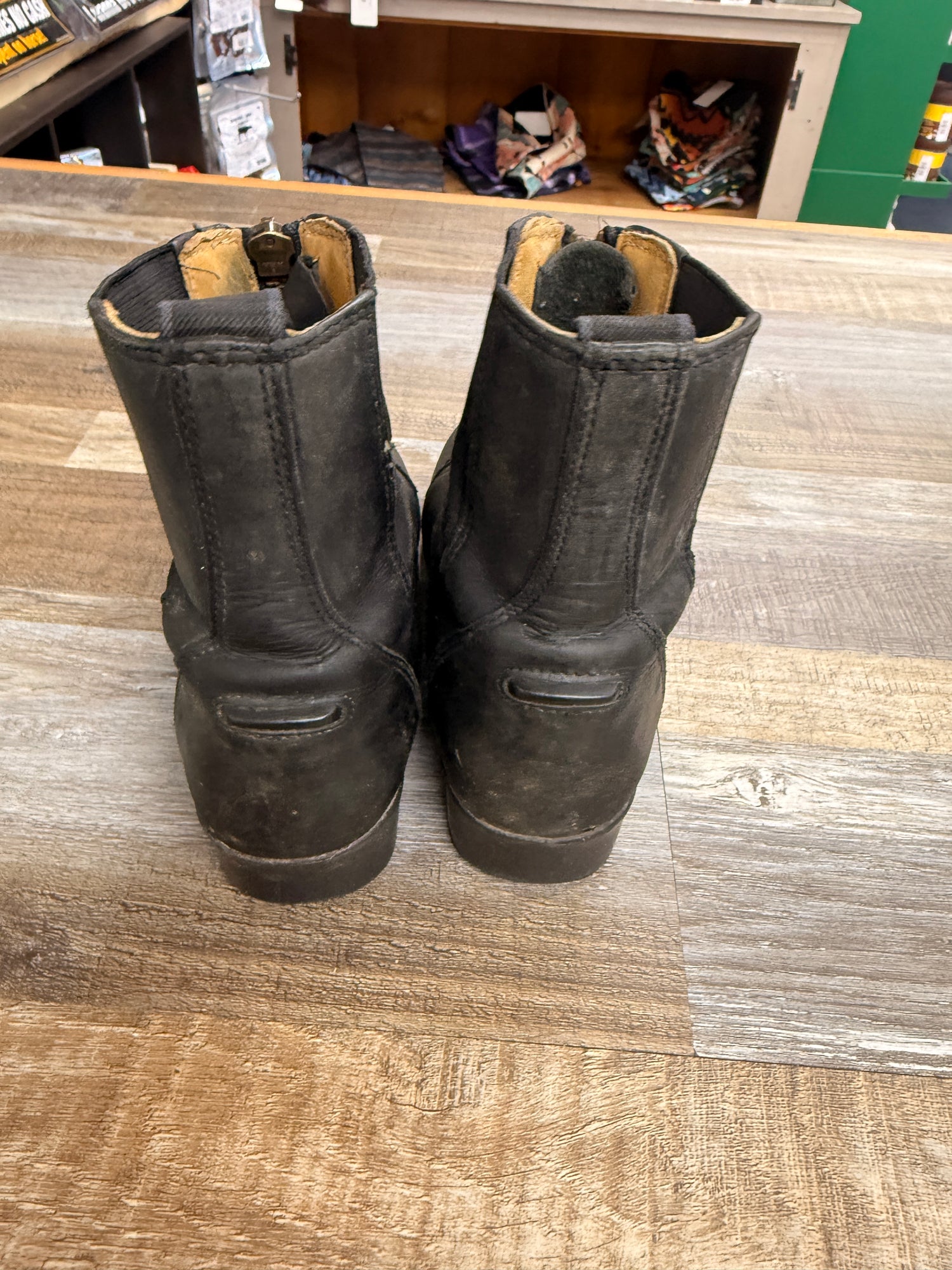 2 Child ovation paddock boots black
