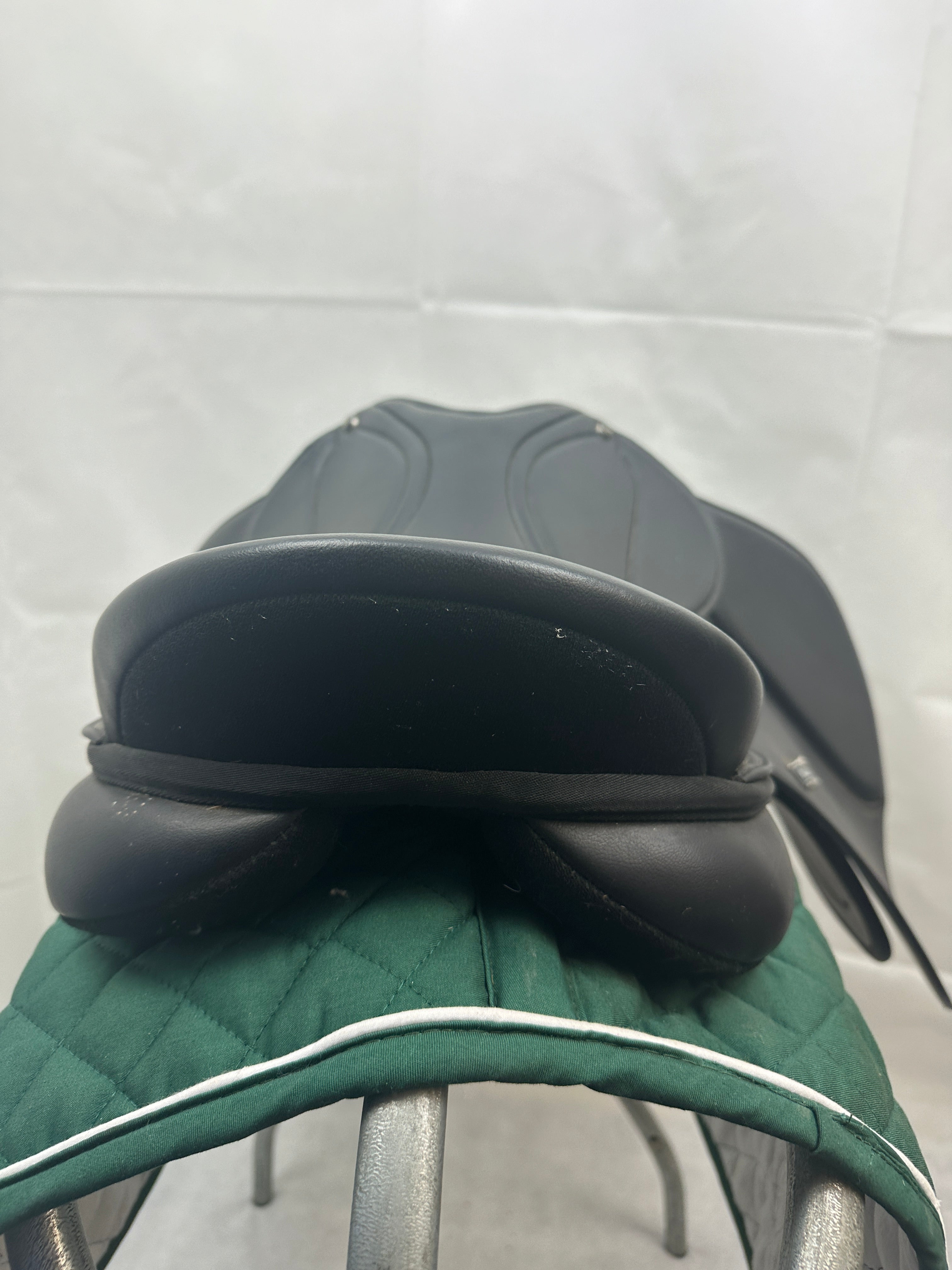 Saddle - English AP 17