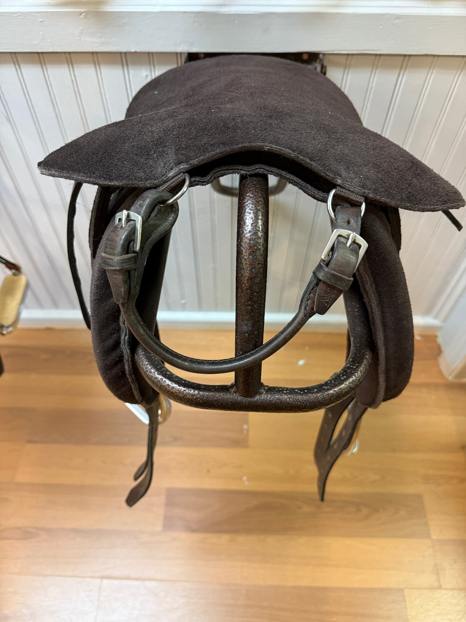 Saddle - Children's Lead Line saddle treeless with Peacock stirrups