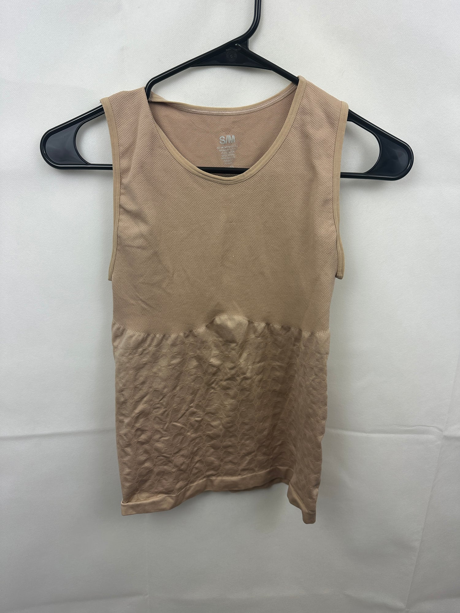 S/M Kerrits compression top tan