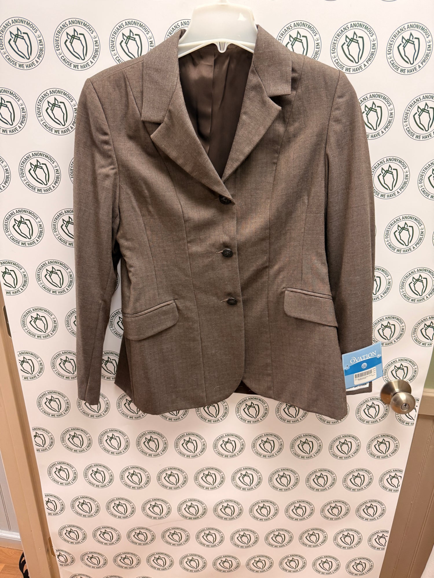 14T R Women's ovation Show coat