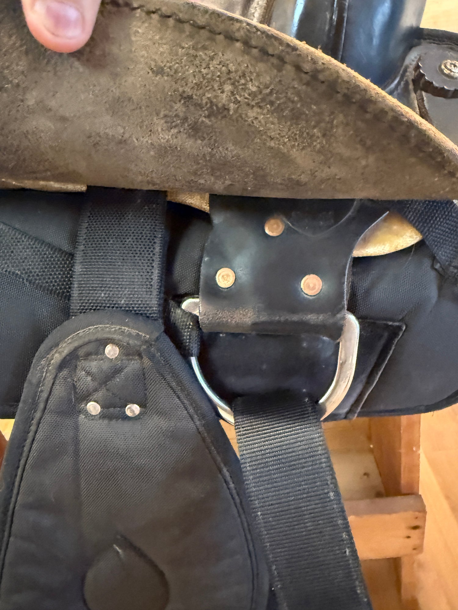 Saddle - Western 16" Big Horn roping saddle