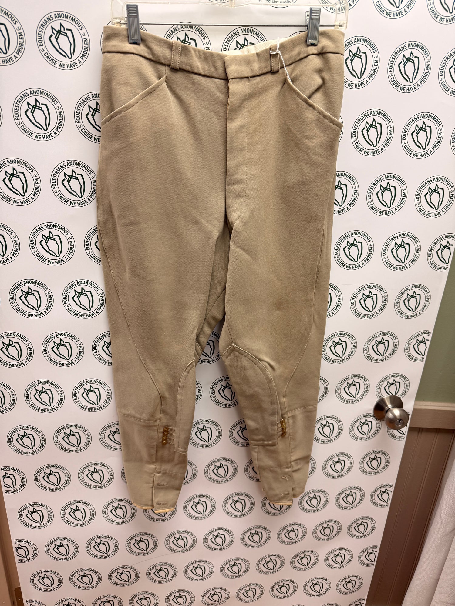 32 Hunt breech with buttons on bottoms tan