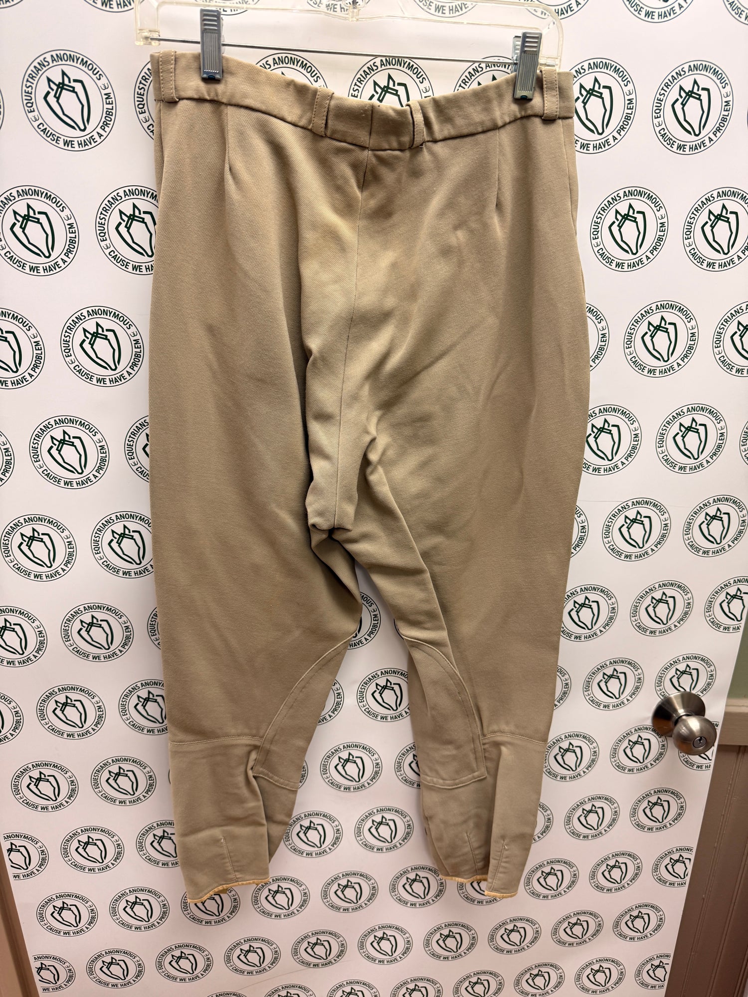 32 Hunt breech with buttons on bottoms tan