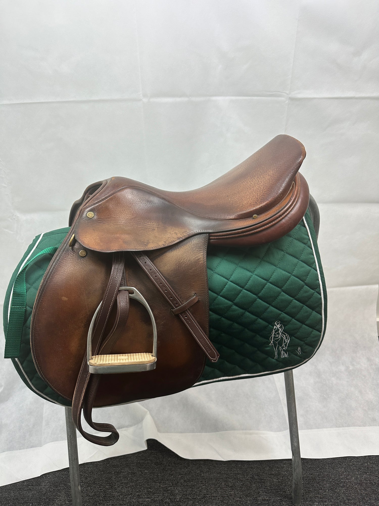 English Saddle Crosby  Seat 17