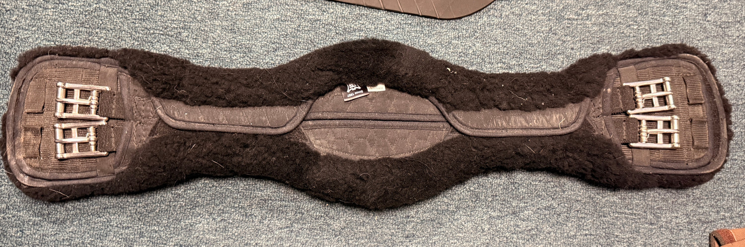 26" Mattes Contoured Dressage Girth with Detachable Cover