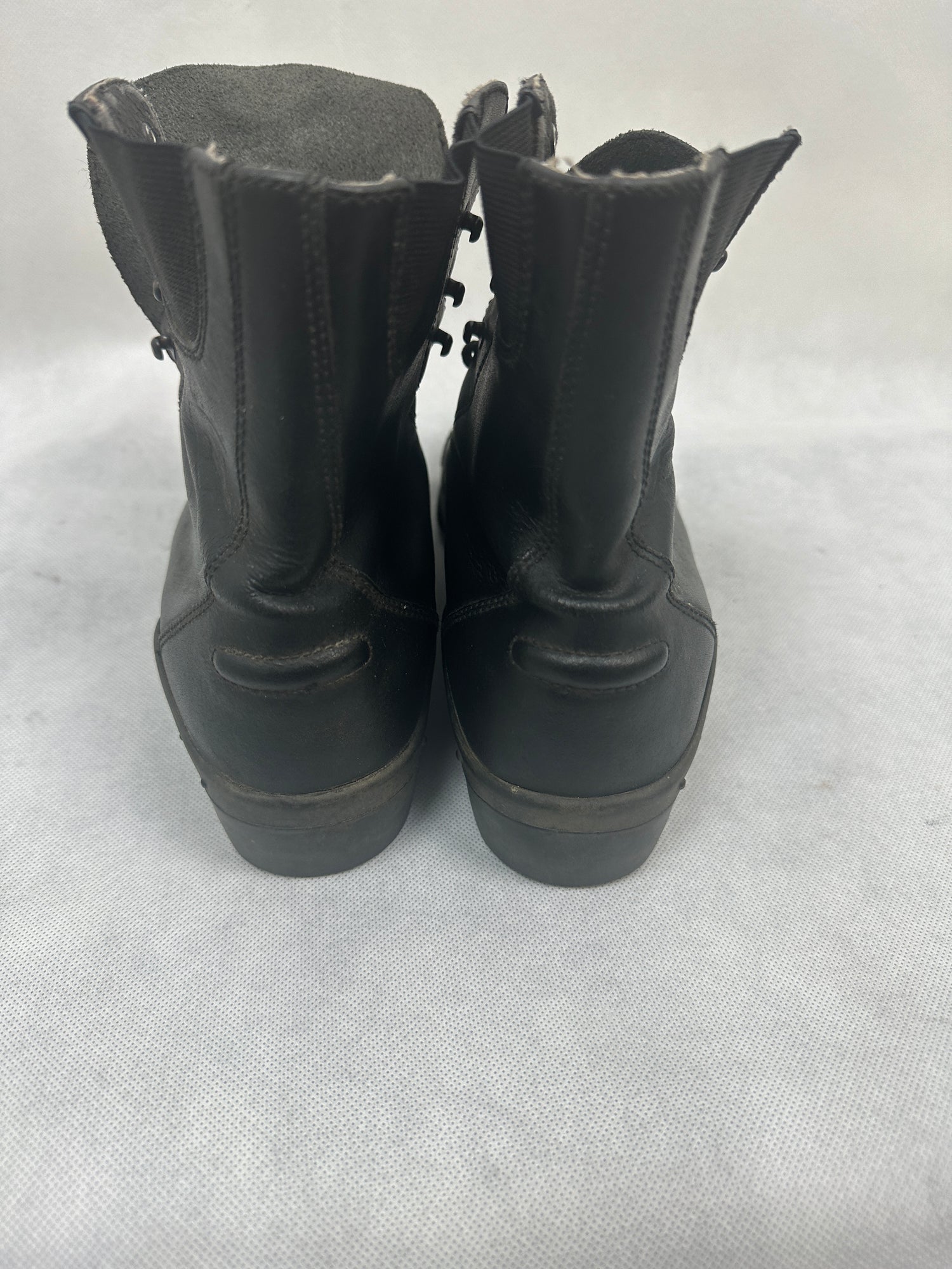 Ariat Paddock Boots 10B