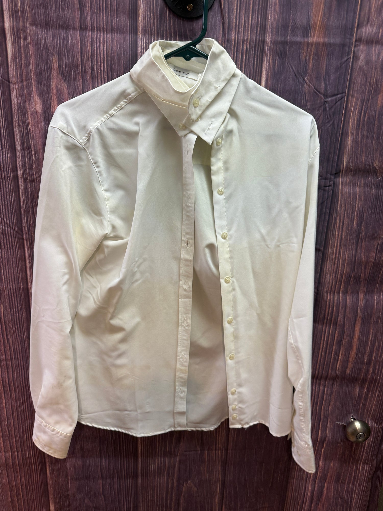 Women's show shirts with extra collars