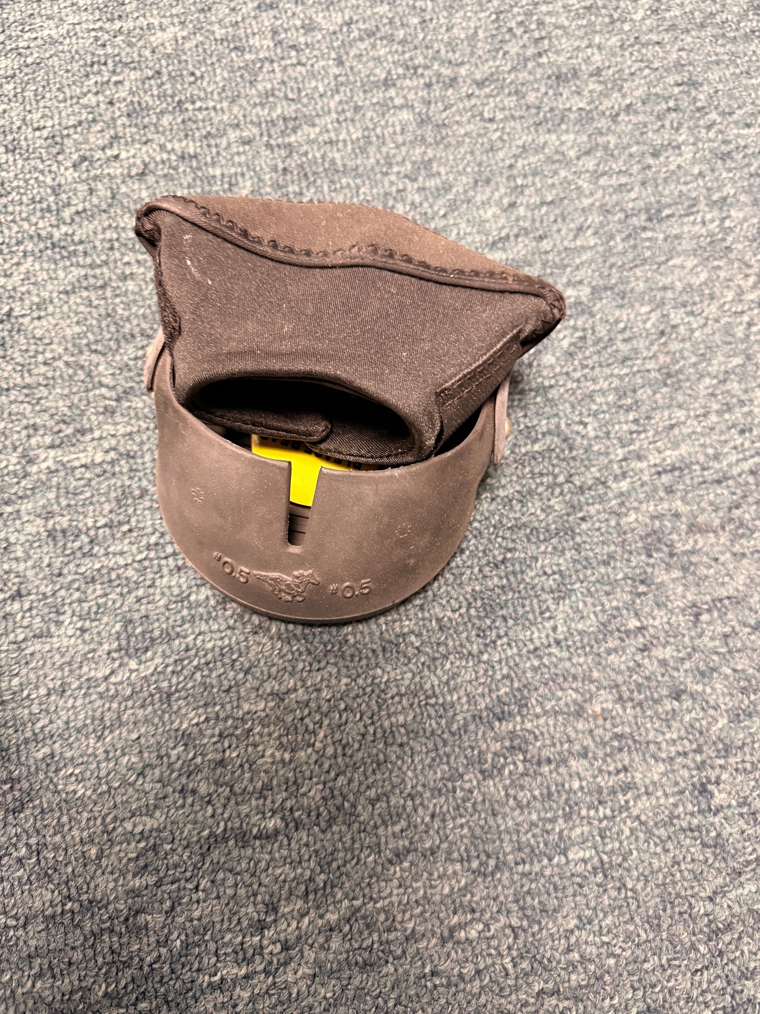 0.5 Easy Boot Glove for small horse
