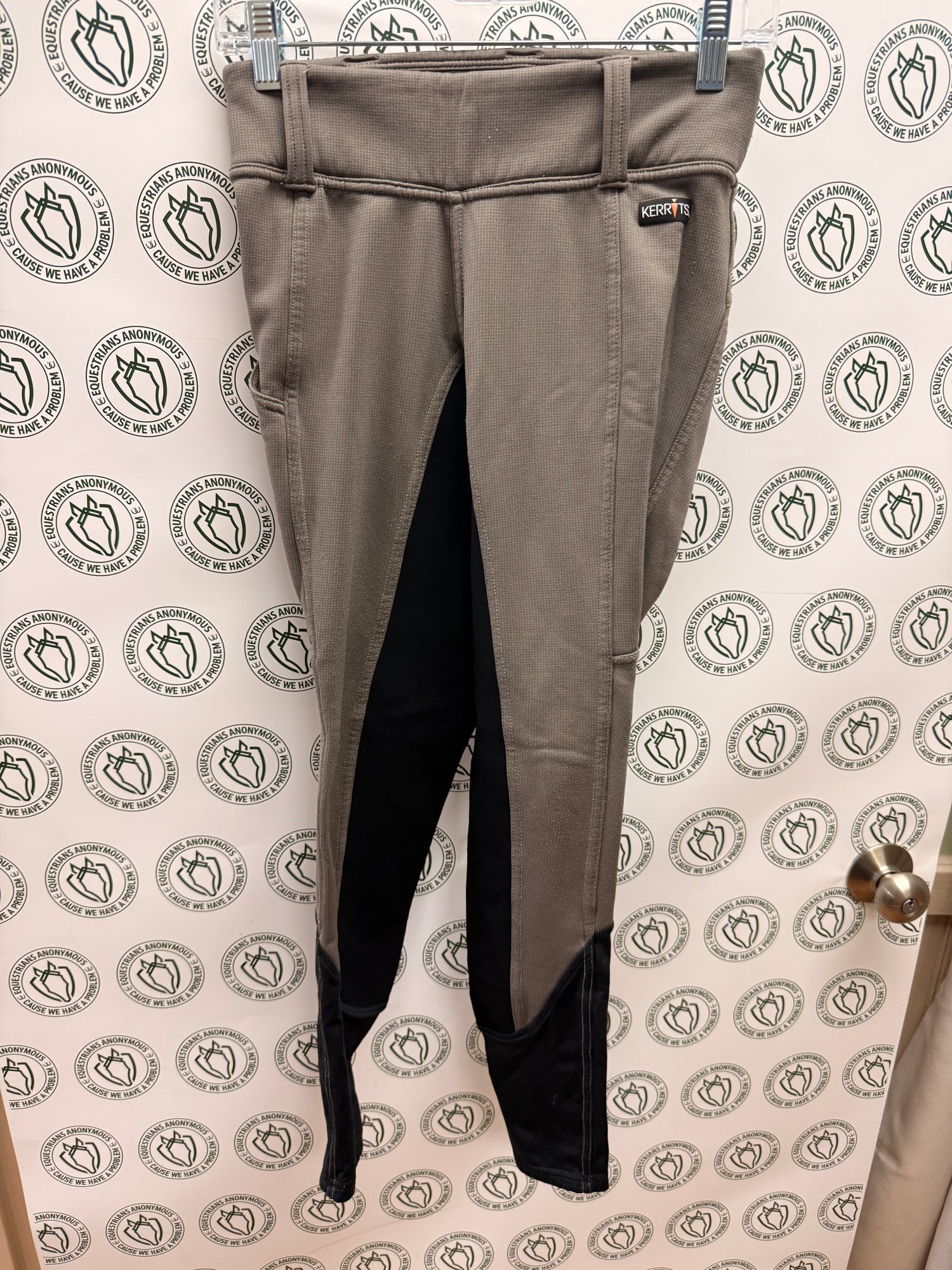 Small Tall Women's Kerrits pull on breech