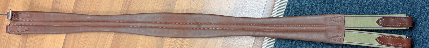 56" Chestnut leather Girth in Like new condition