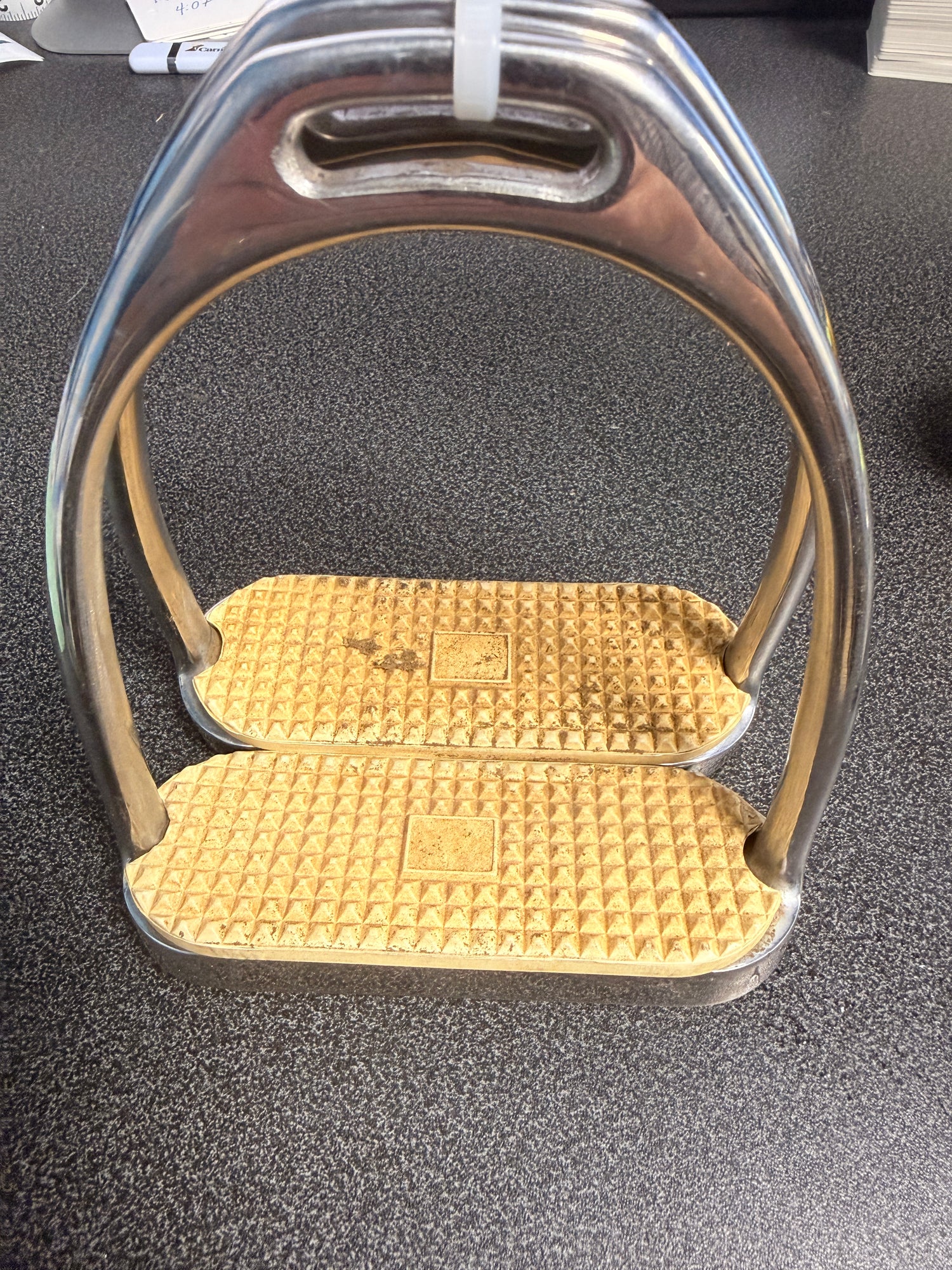 4.5" Coronet English Stirrups