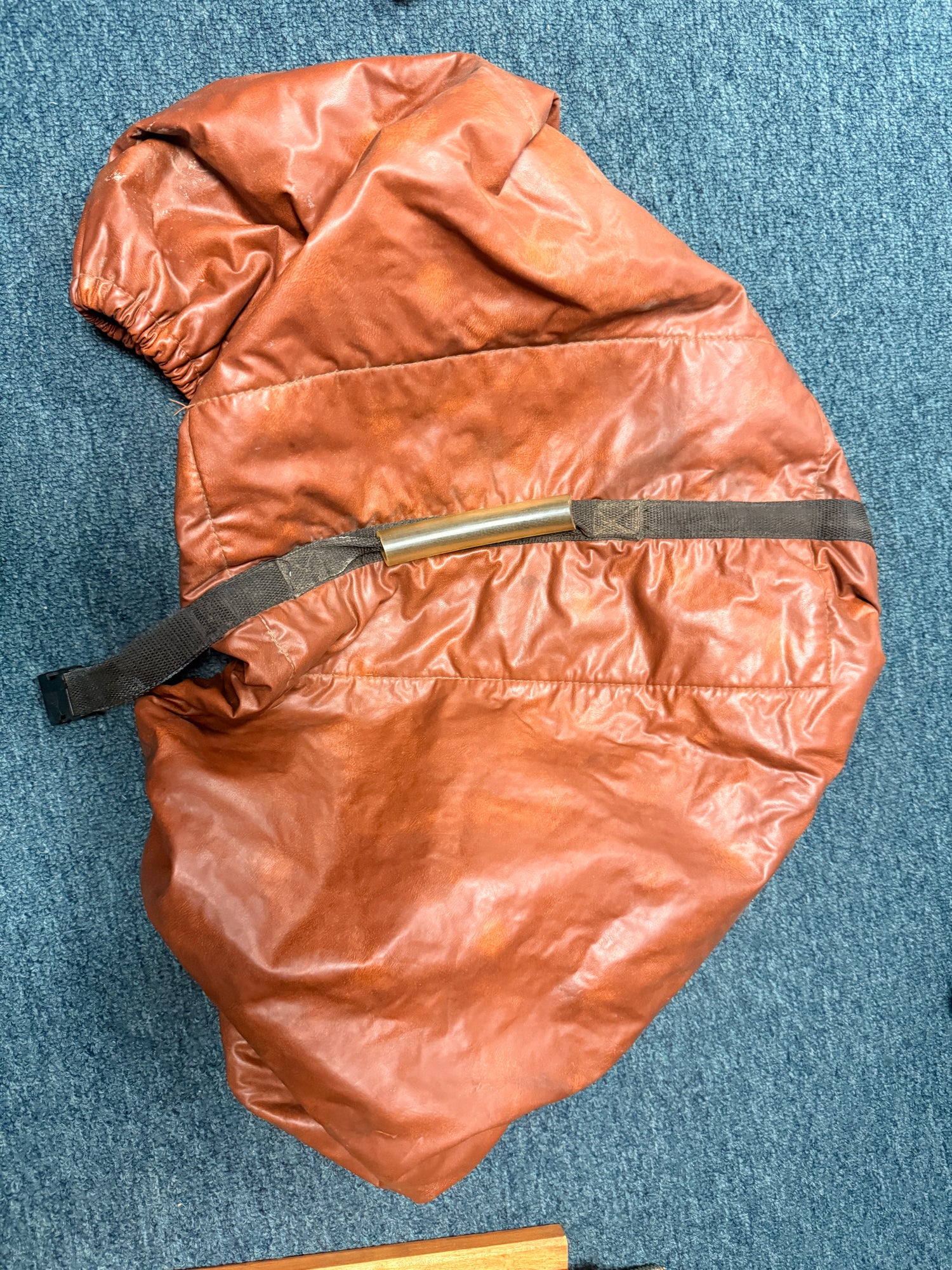 Brown vinyl English saddle cover