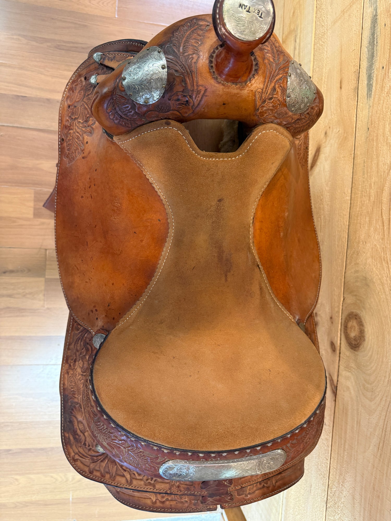 Saddle - Western 16" Tex Tan Hereford Brand w Silver accents