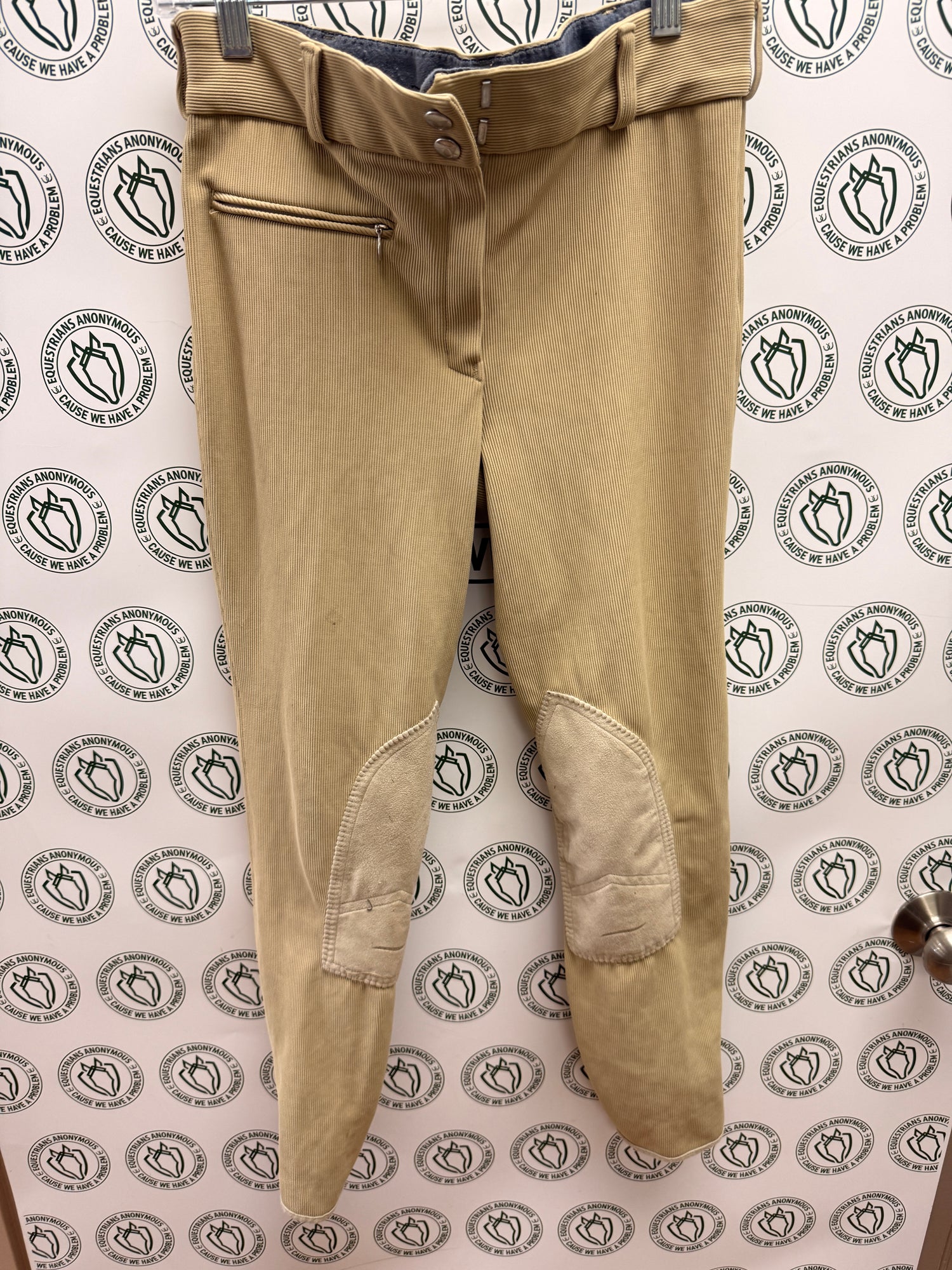 30 Women's tuff rider breeches knee patch