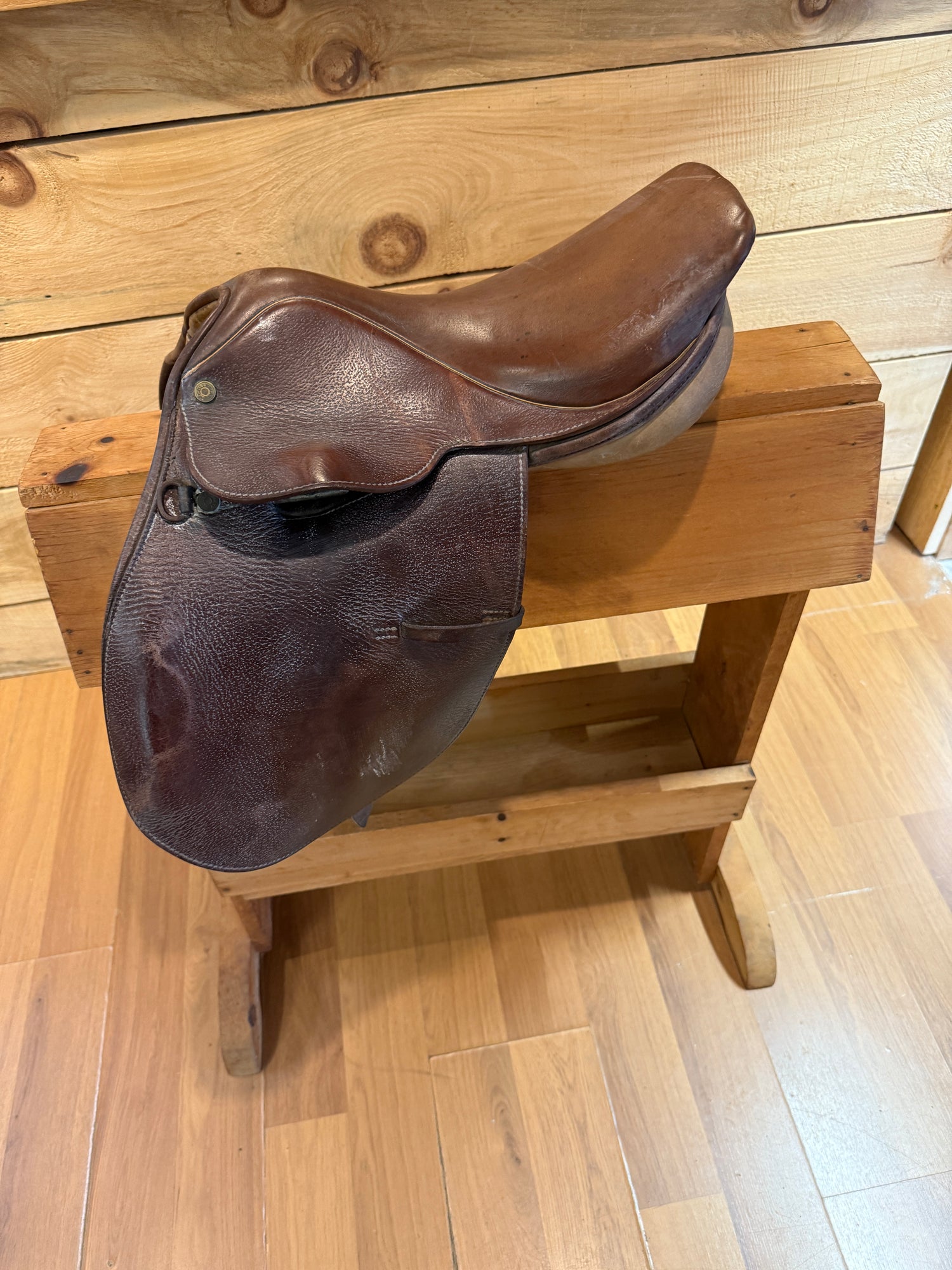 Saddle - English H/J 14.5" Collegiate Schooling