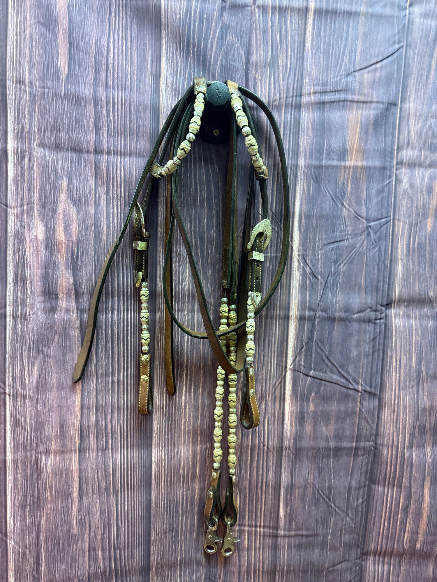 Western Show two ear Bridle with matching reins just Beautiful