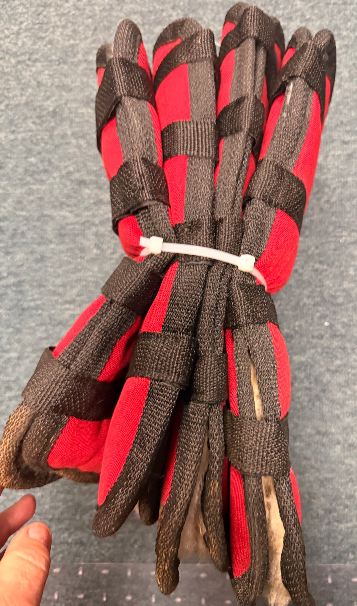 Pony Red Shipping Boots full set