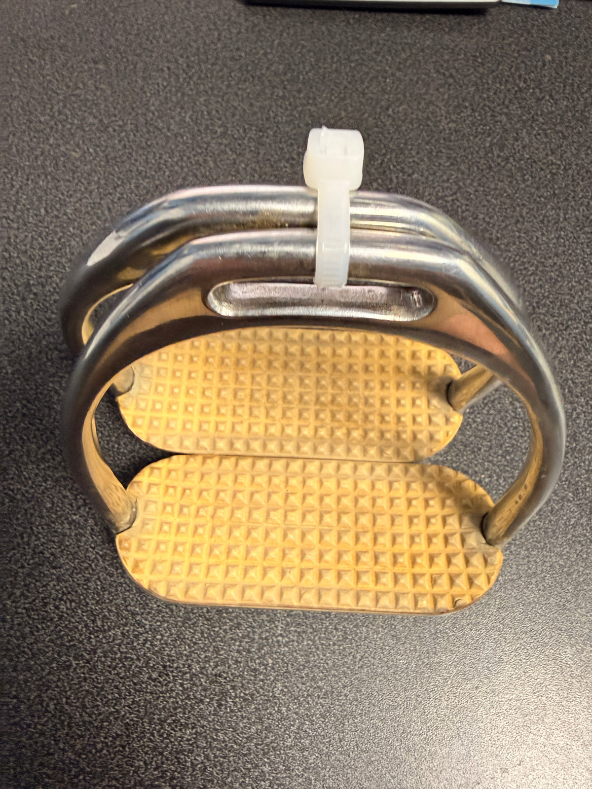 4.5" English stirrups