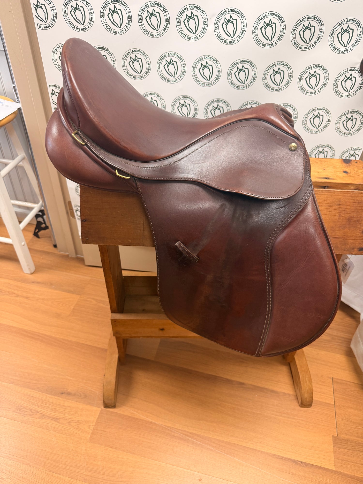 Saddle - English H/J 16.5" Bates w/ CAIR
