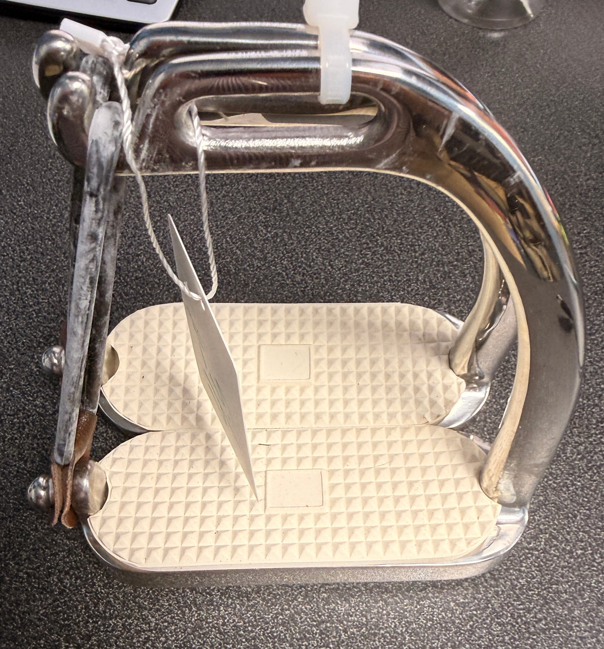 4.50 Coronet Peacock stirrups