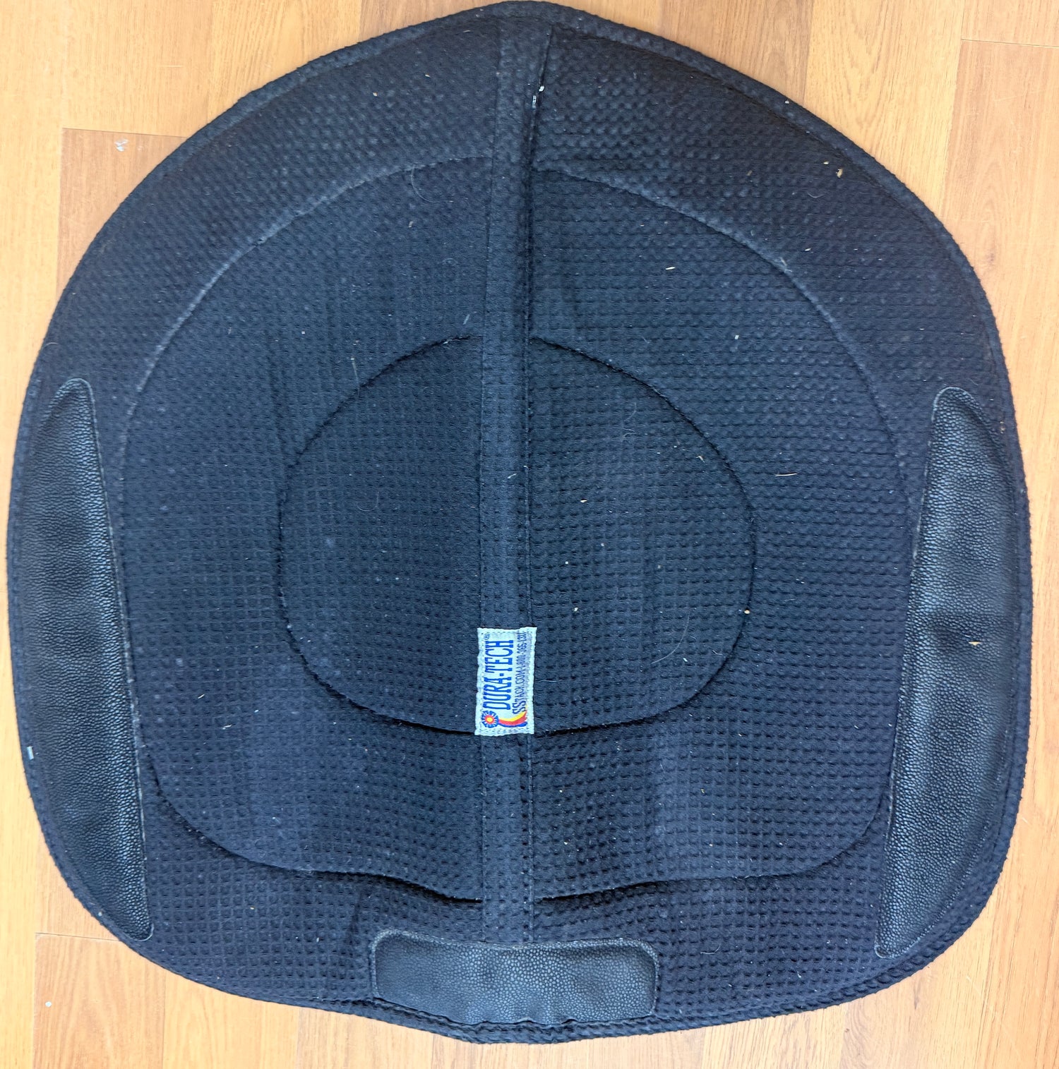 Dura-Tech Black Round Skirt Thick Pad by Schnieders