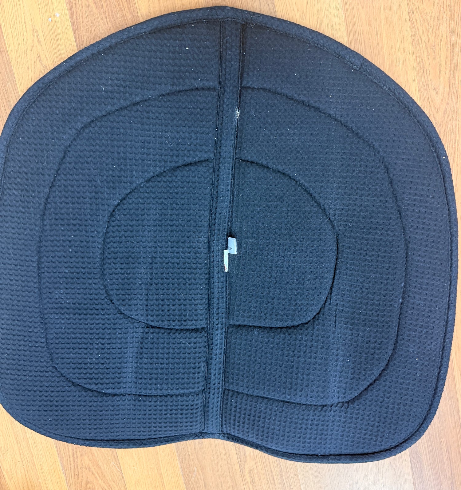 Dura-Tech Black Round Skirt Thick Pad by Schnieders