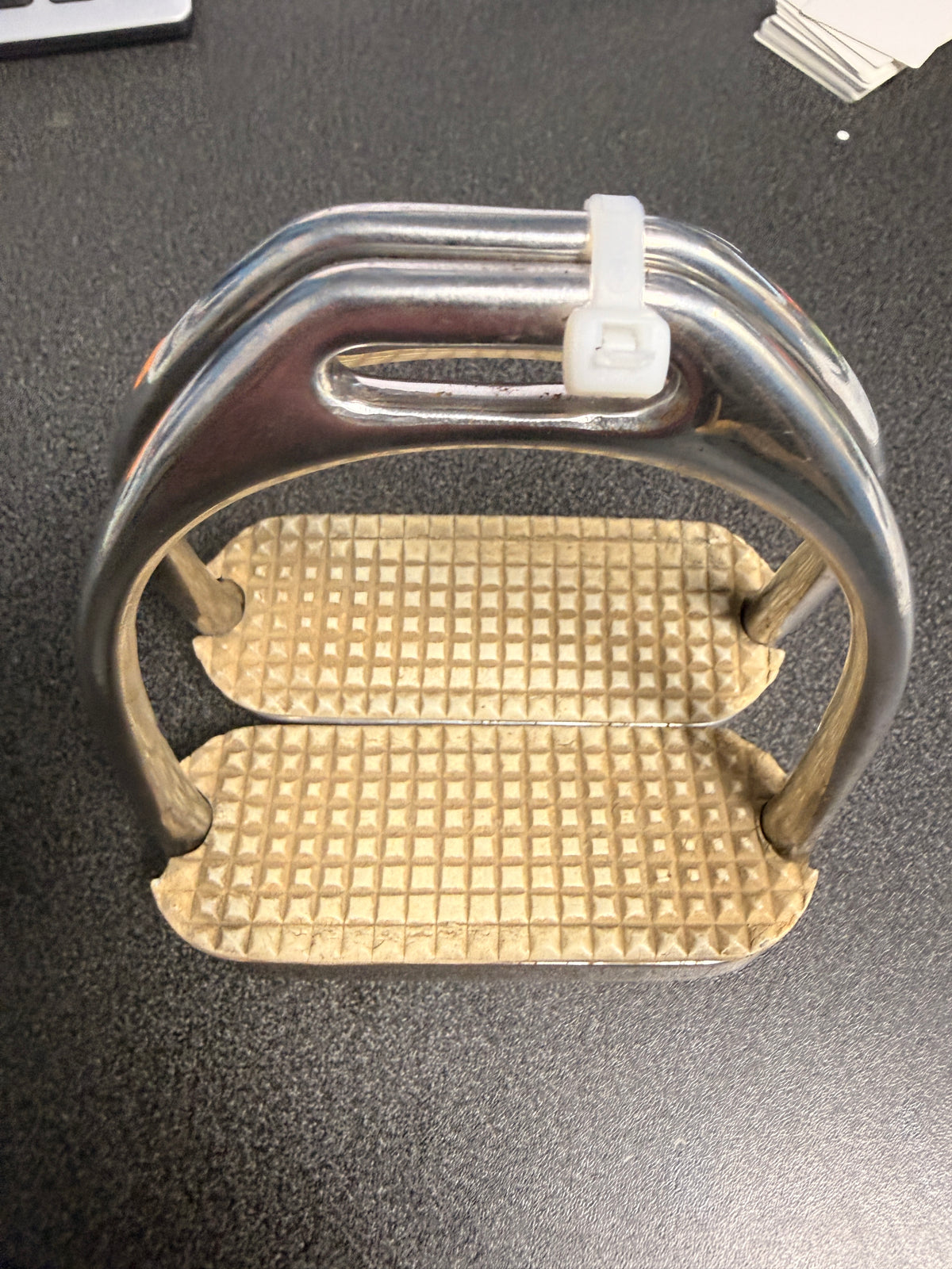 4.25" English Stirrup Irons