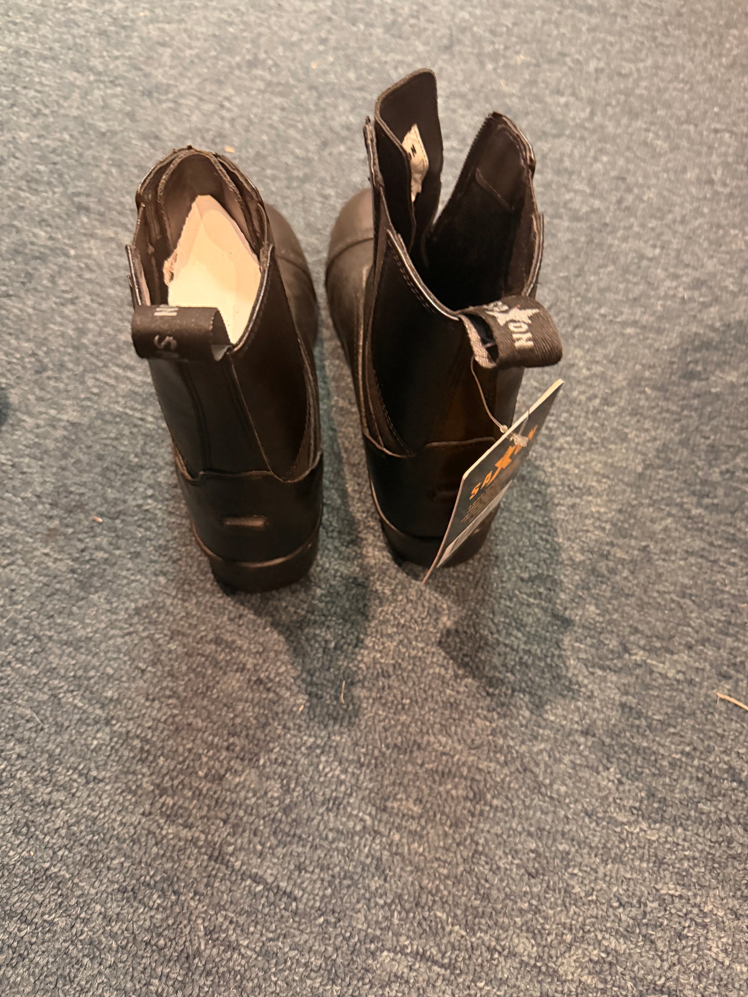 9 Saxon Black Paddock Boots