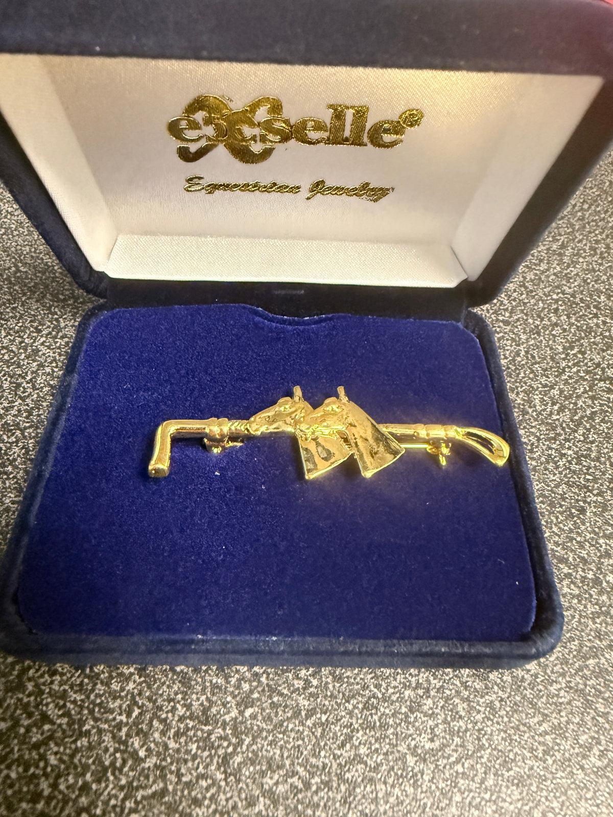 Exselle Plain double horse head stock pin