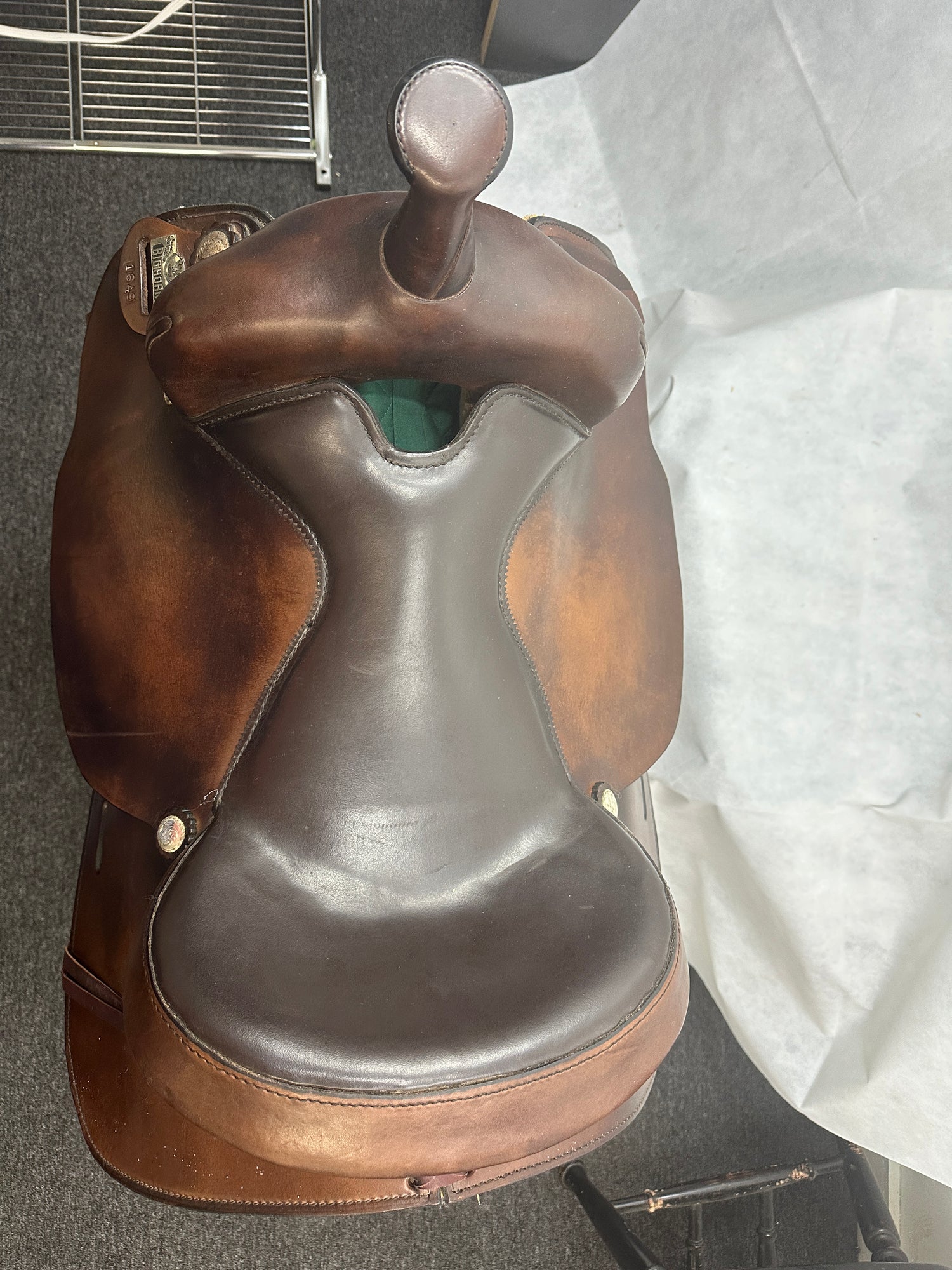 Saddle - Western Big Horn 1649 Size 16 seat