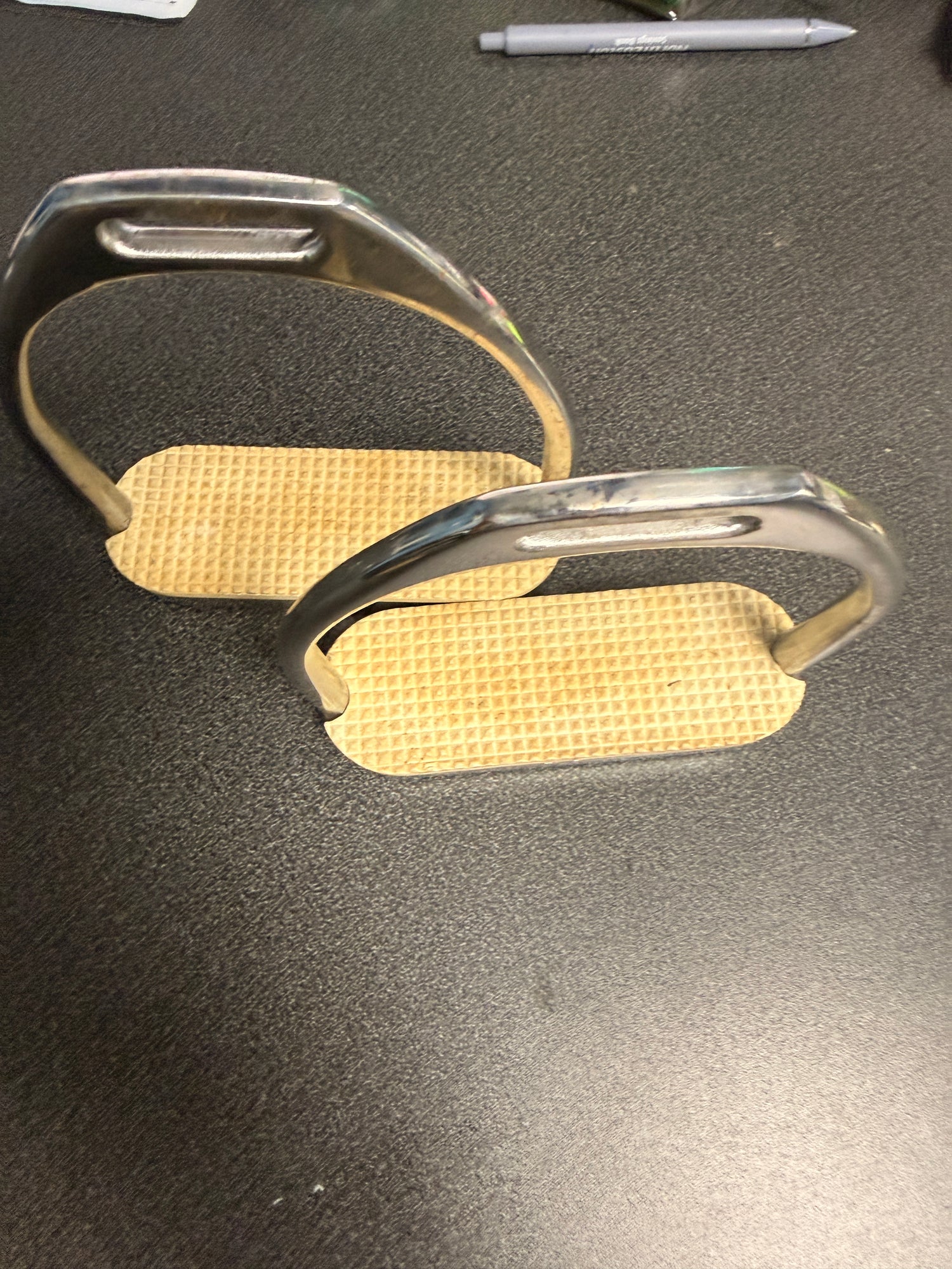 4.75 English Stirrup Irons