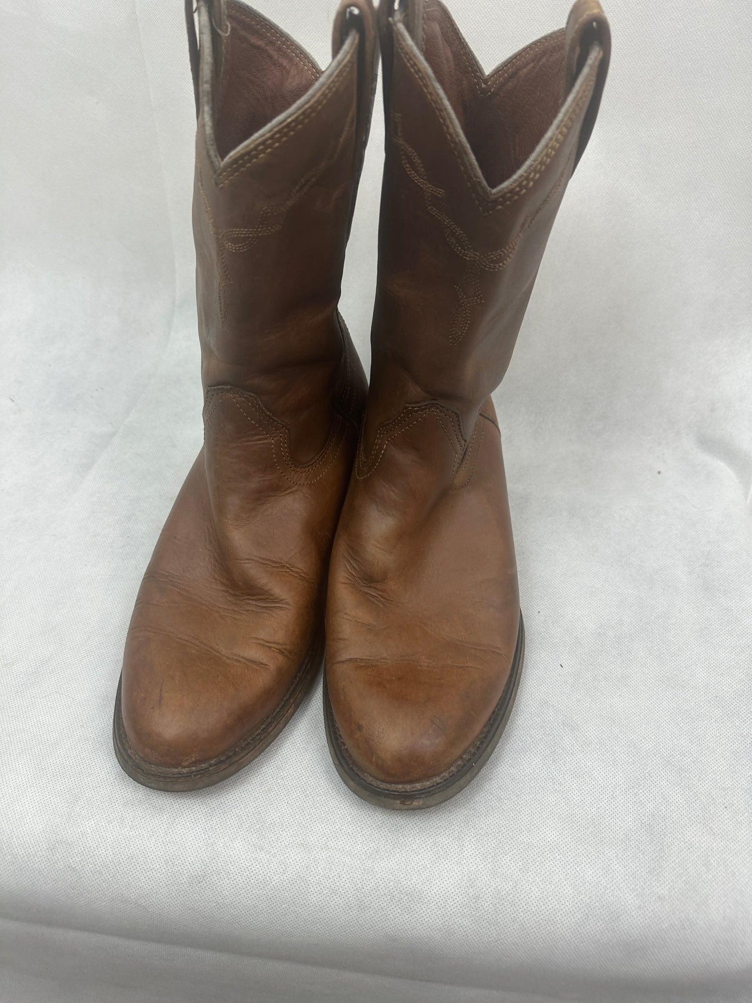 Women's Ariat Western Boots Size 9