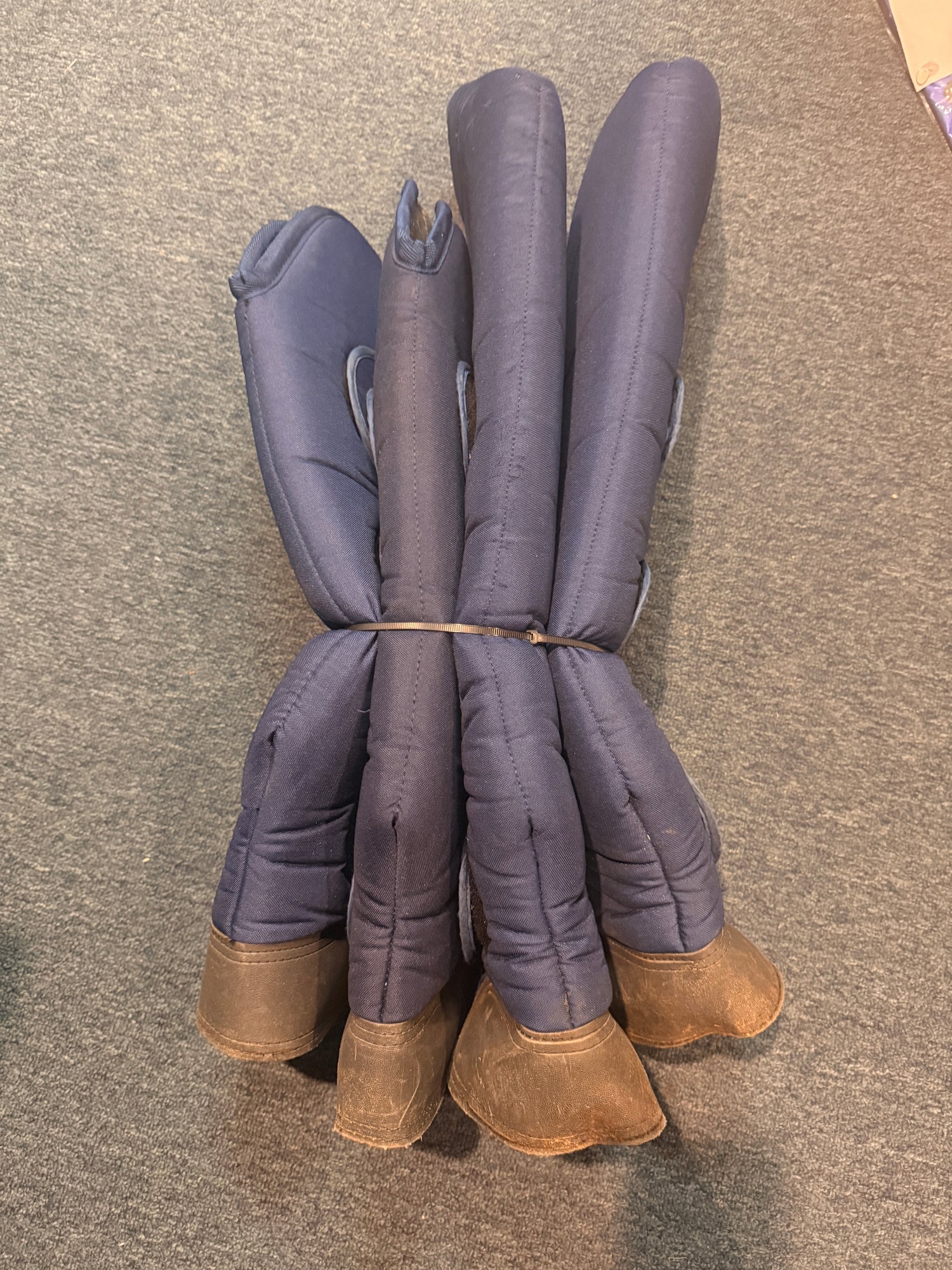 set of 4 Dover Shipping Boots Navy Horse size