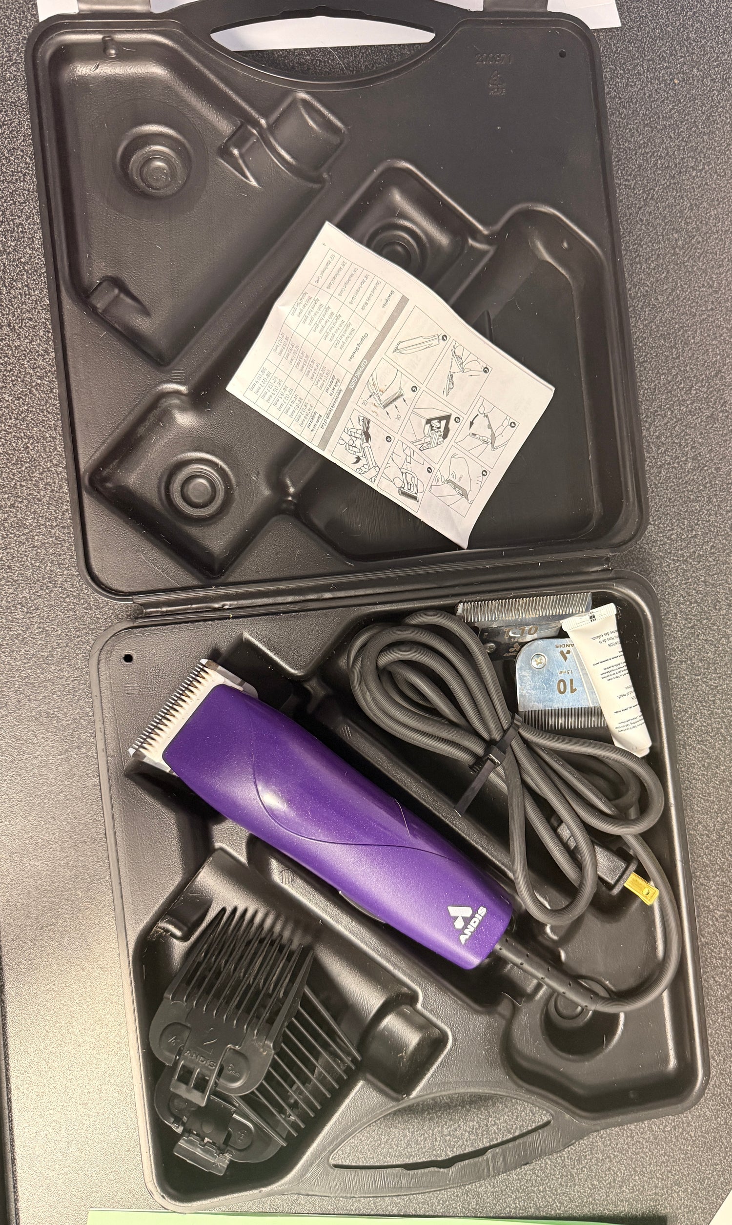 Andis MBG-2 Horse grooming clippers