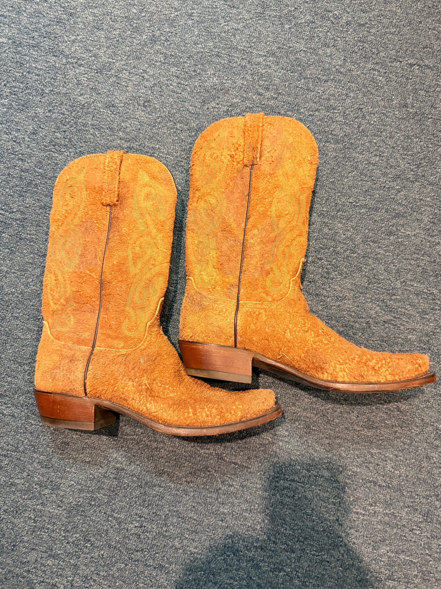 10.5 Men's rawhide Lucchese cowboy boots