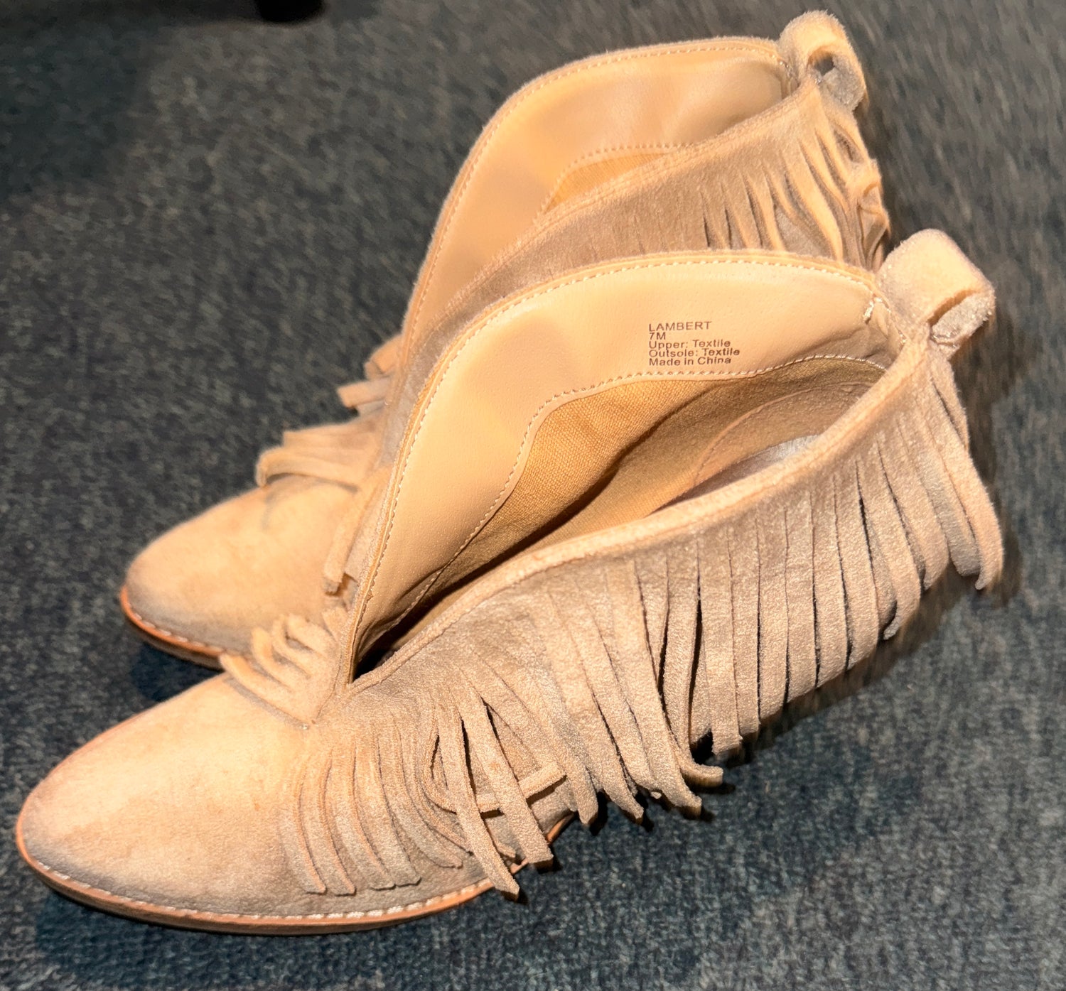 7 Women's Suede shoes