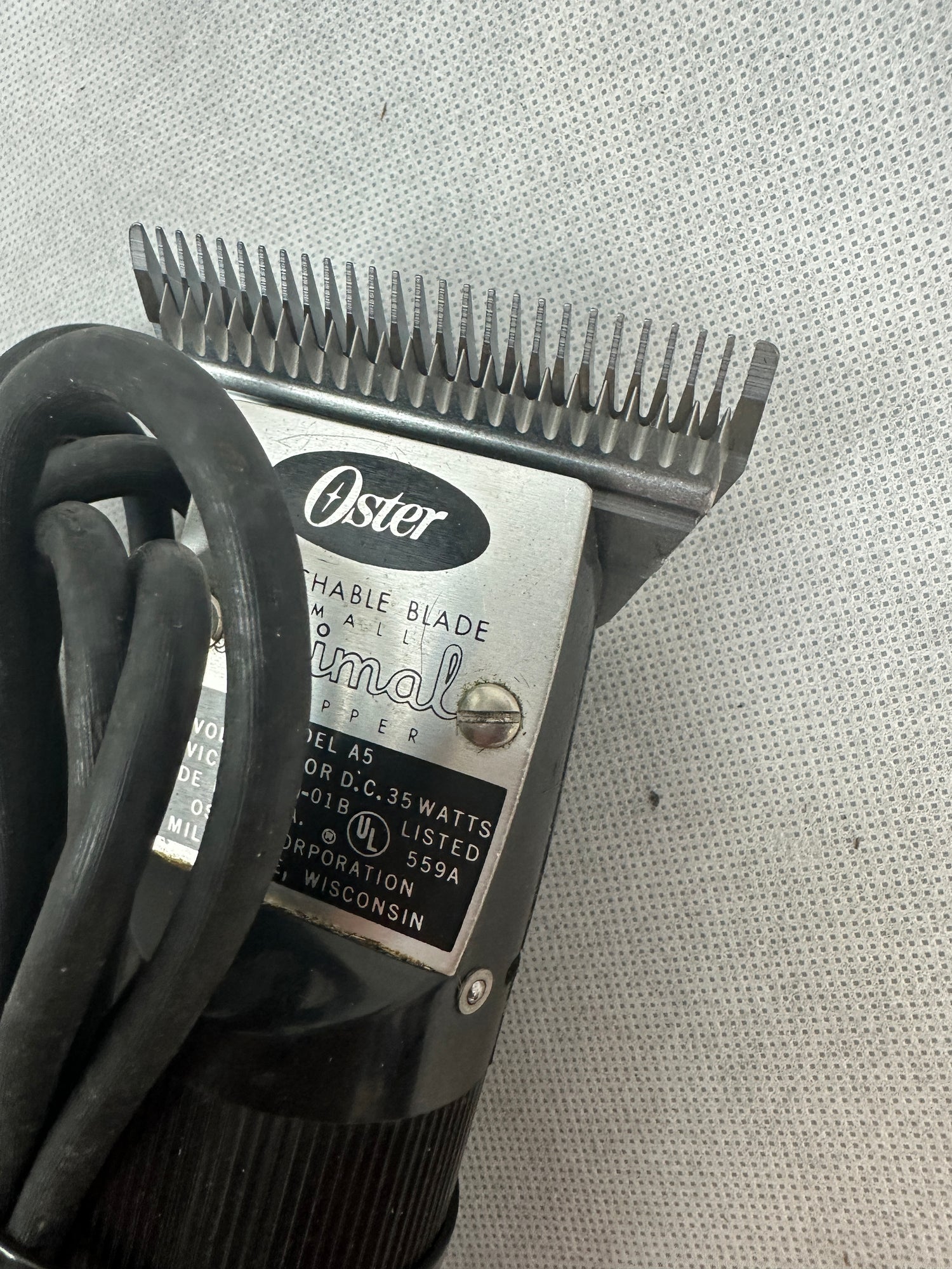 Oster Horse Clippers with New Blade attached