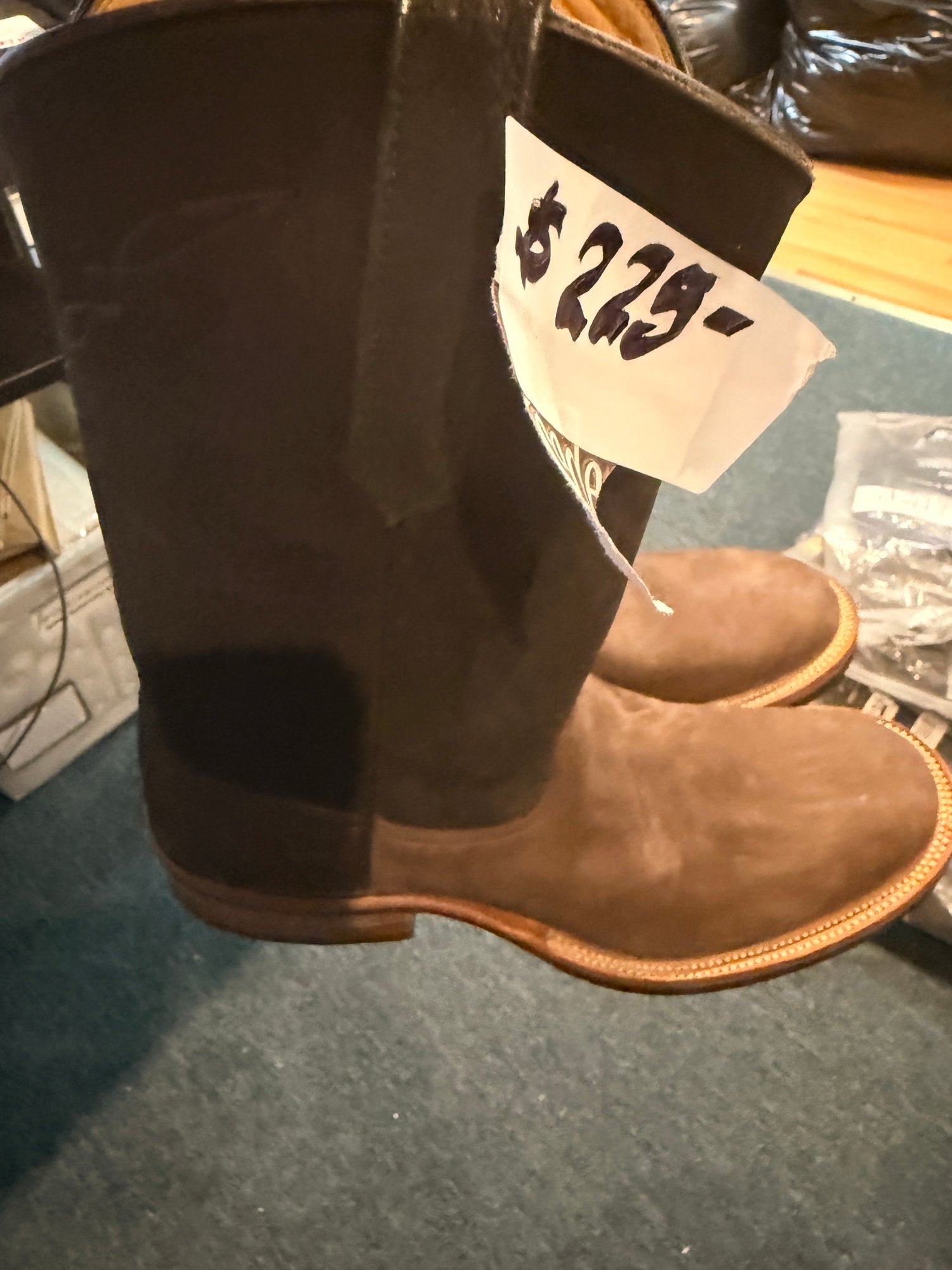 8D Women's Rios of Mercedes cowboy boots