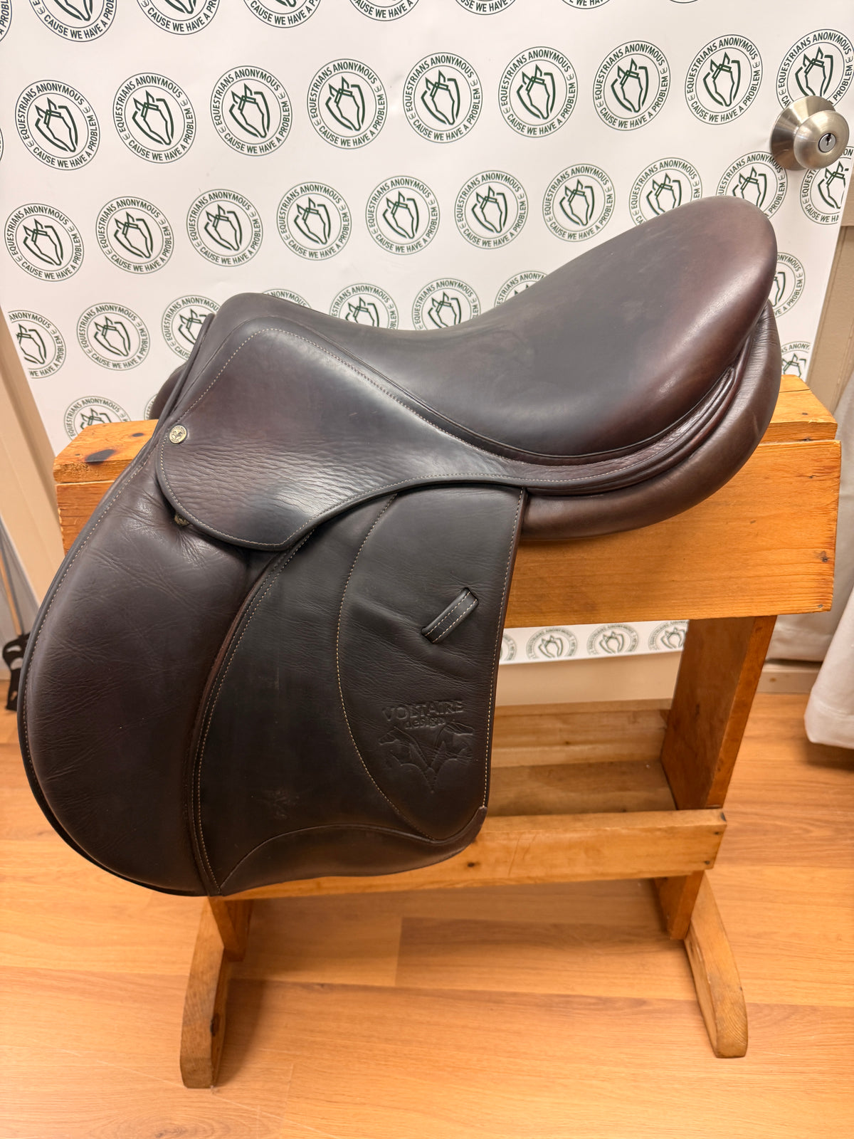 Saddle - English H/J 17" Voltaire Palm Beach 2011