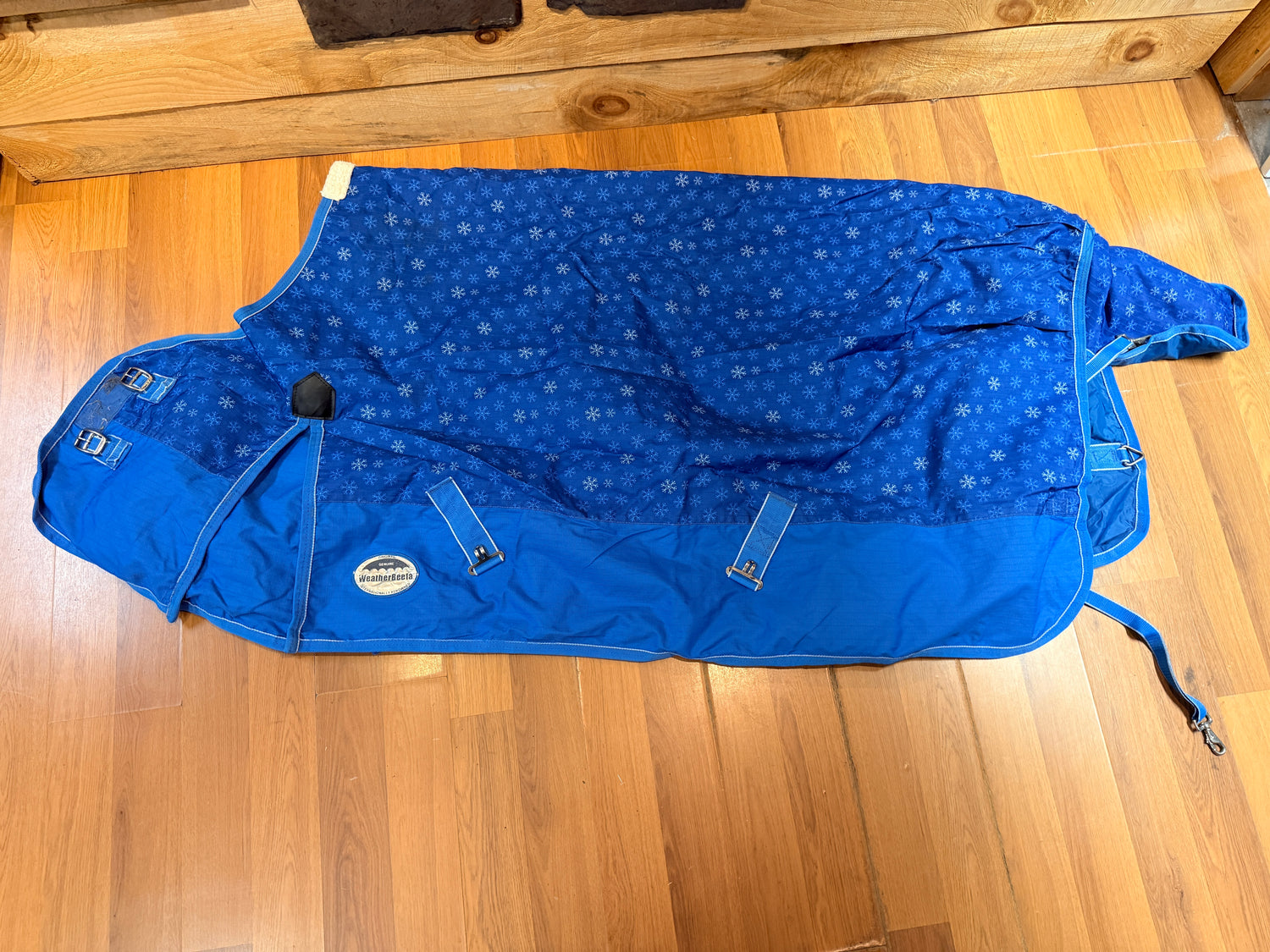 66" Weatherbetta Turn Out snowflakes