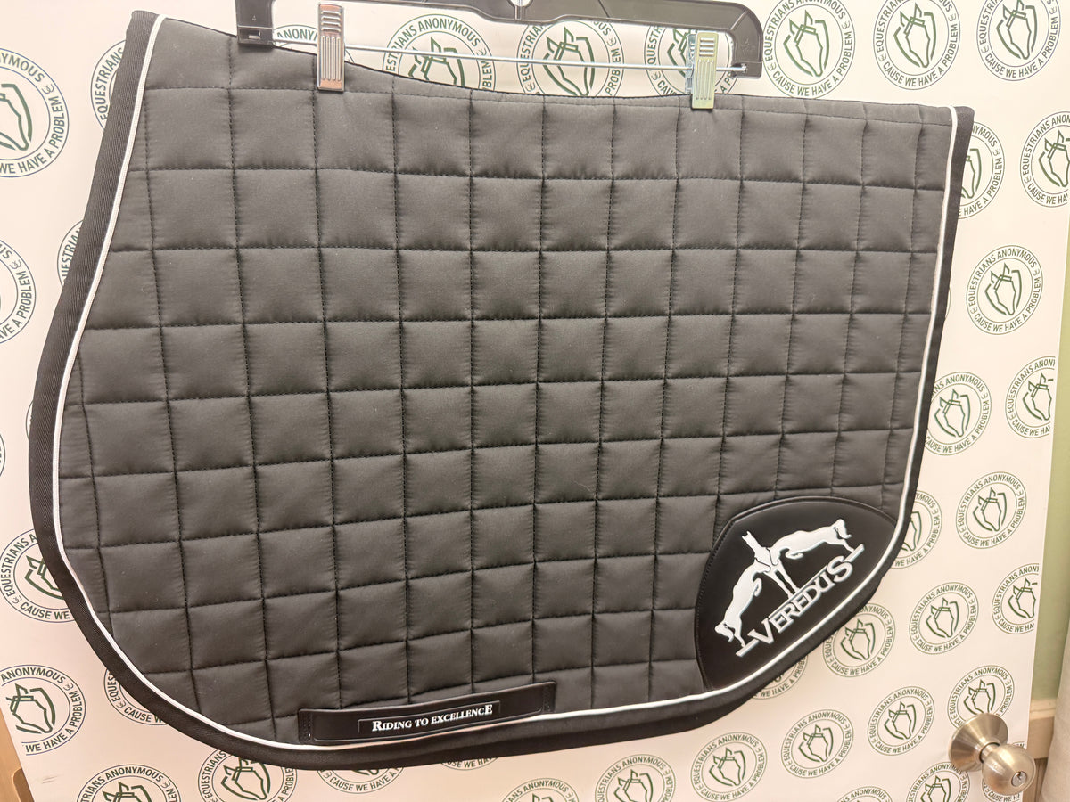 English Saddle Pads by VEREDUS