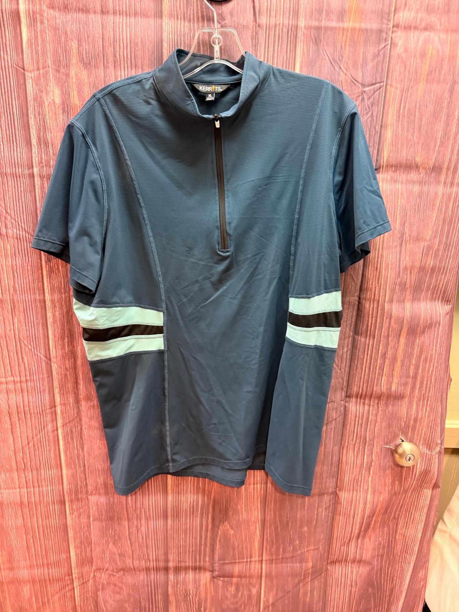 XL Kerrits Short Sleeve 1/4 zip shirt