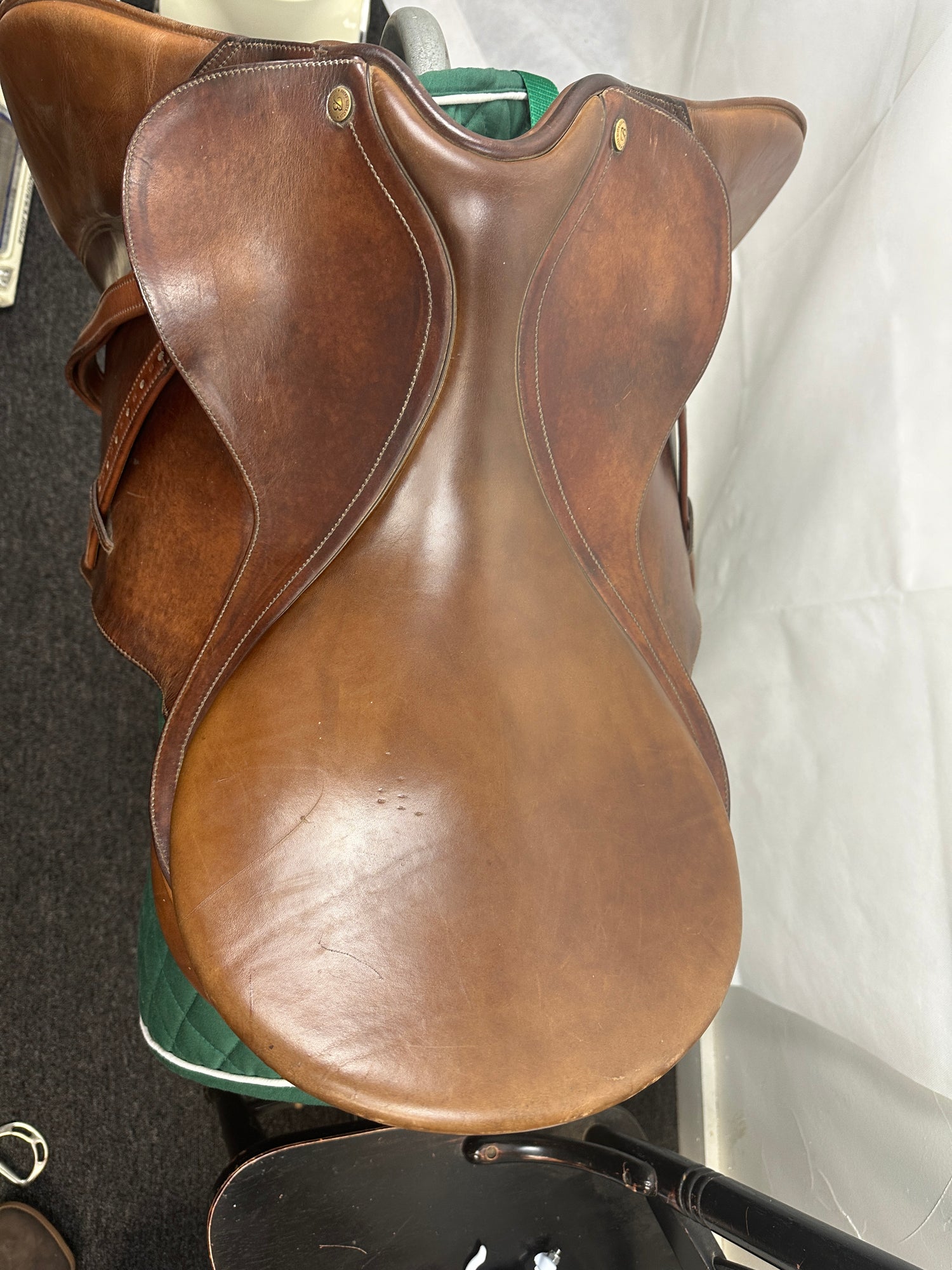 Saddle - Bates Caprilli Seat 18"